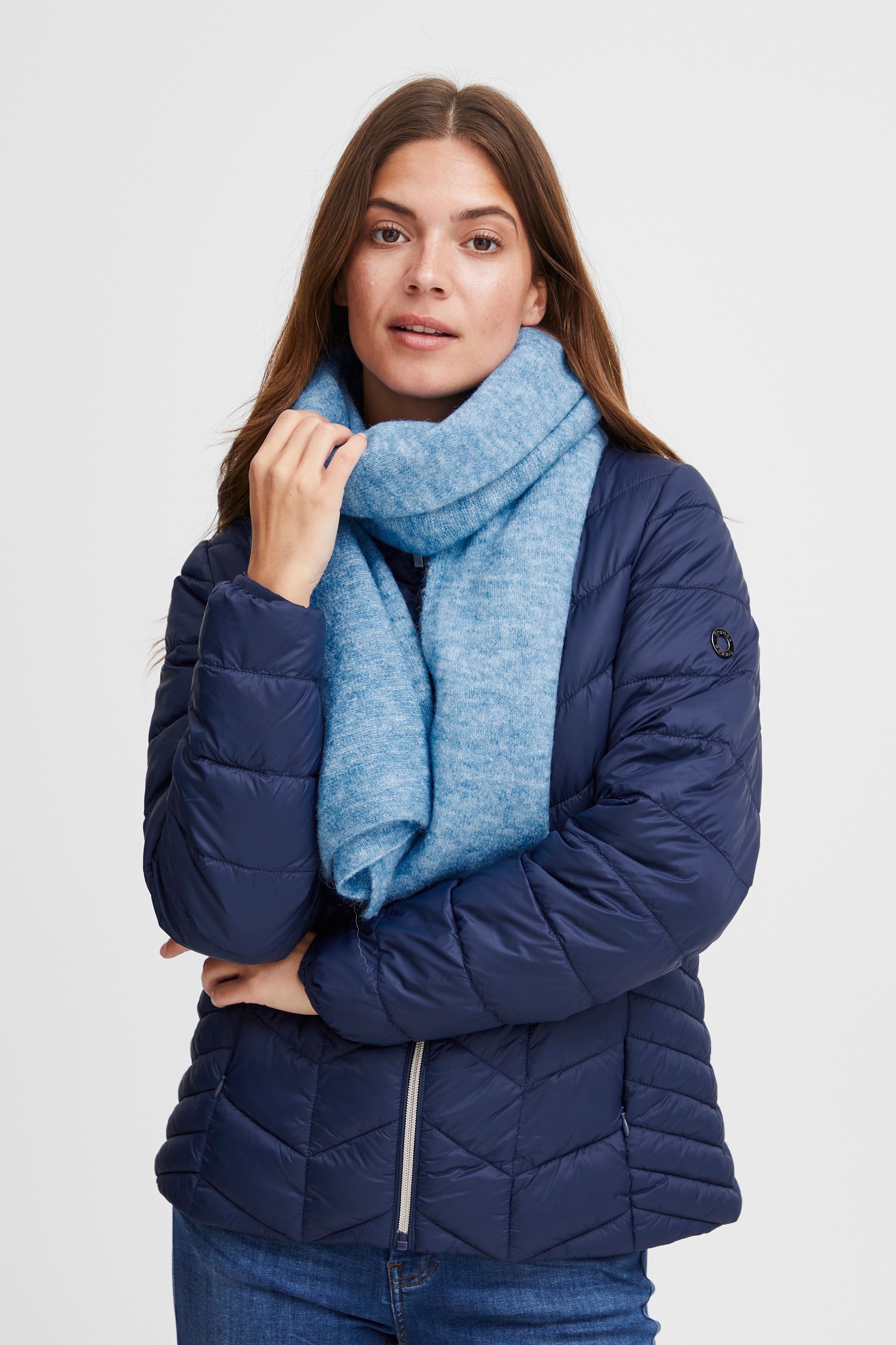 FRSANDY Sjaal LOOKBOOK FRONT 20611014-1443181