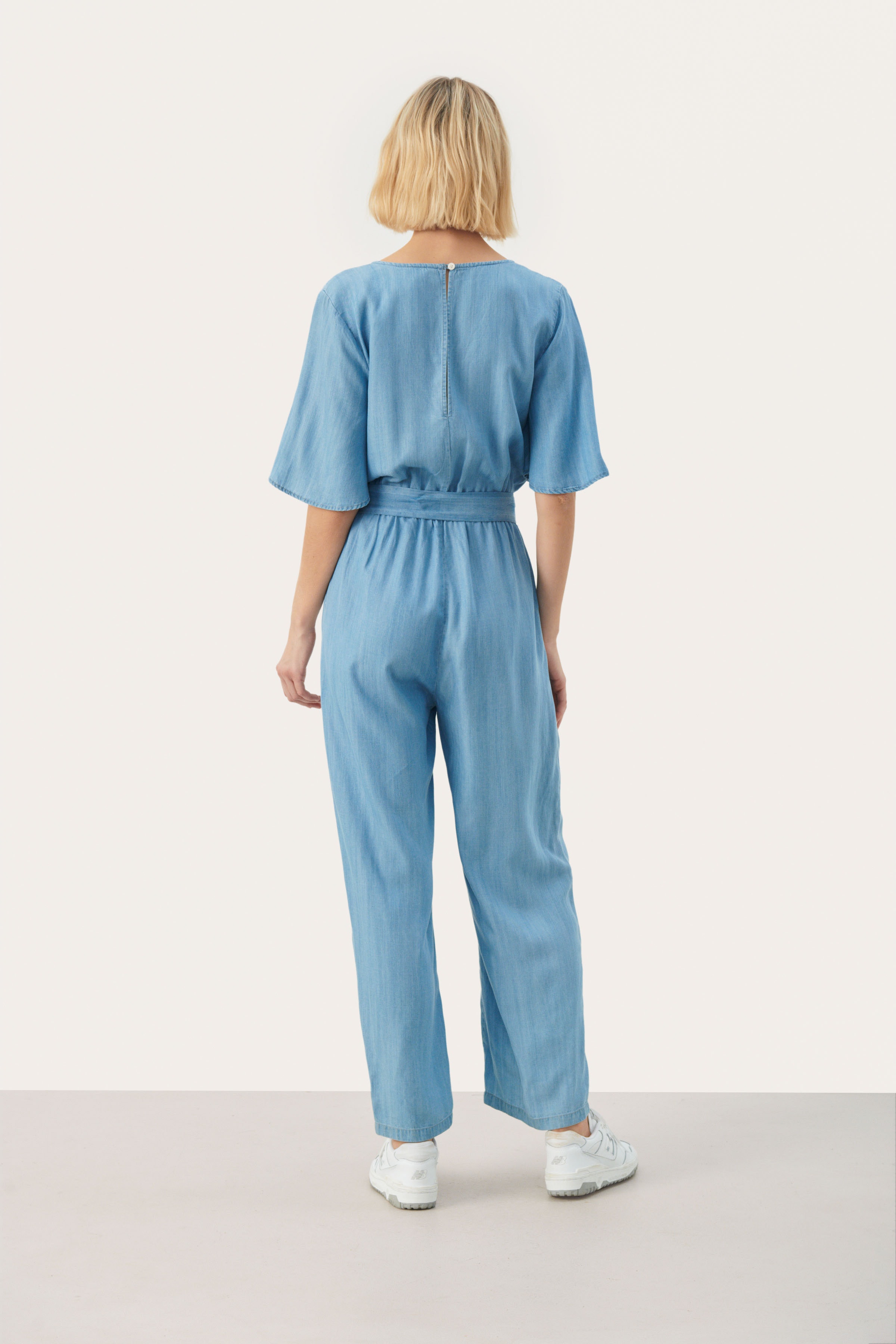 AdriennePW Denim Jumpsuit LOOKBOOK BACK 30308052-300145