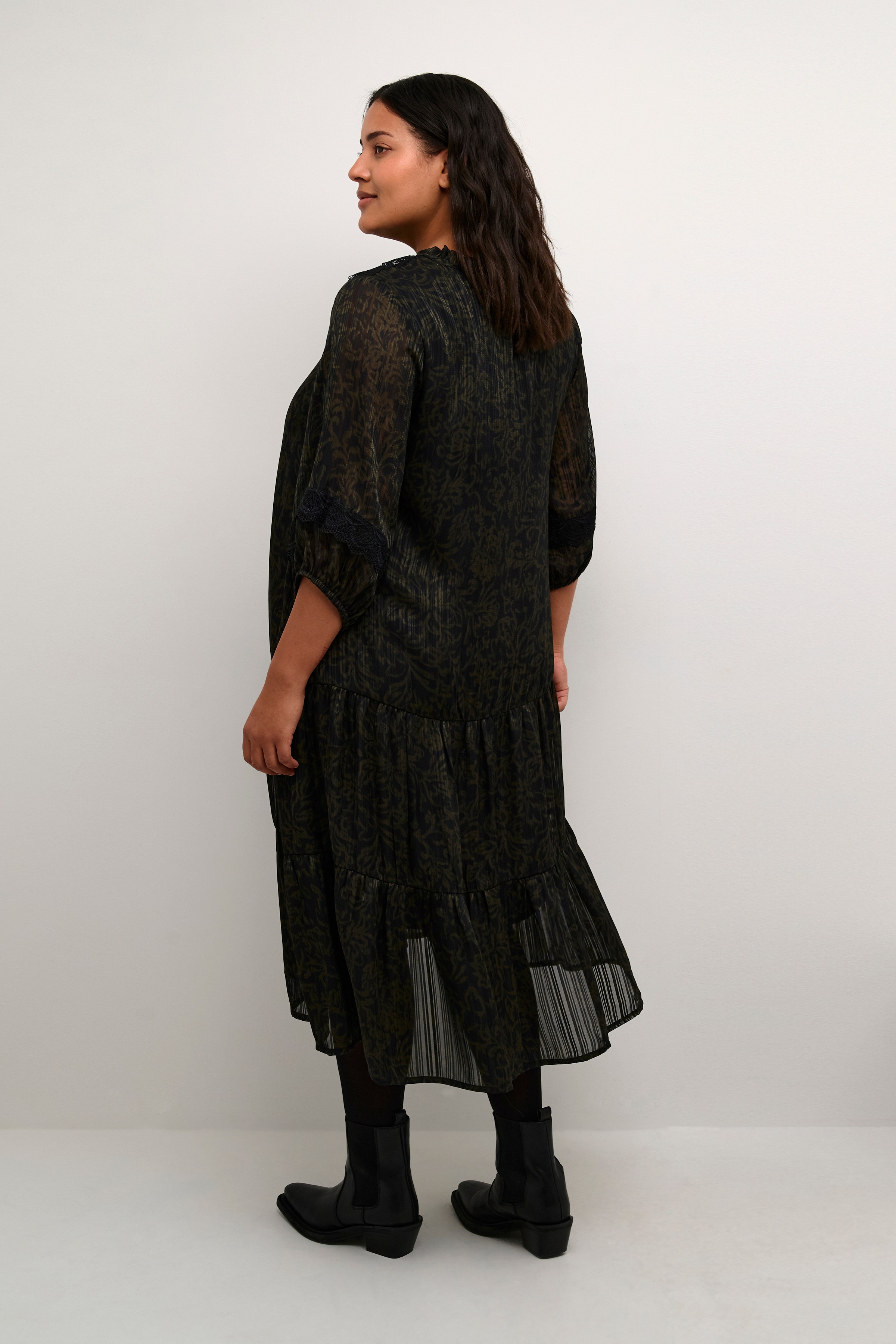 KCliva Kjole LOOKBOOK BACK 10581906-104996