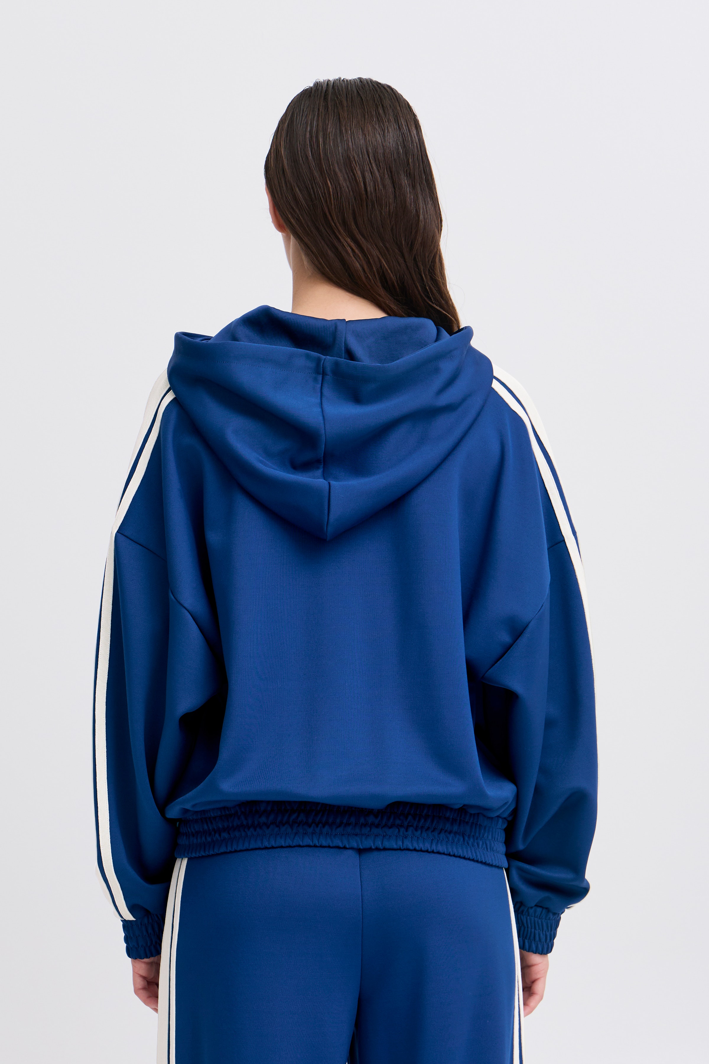 JCSIMA Hoodie LOOKBOOK BACK 22800814-202919