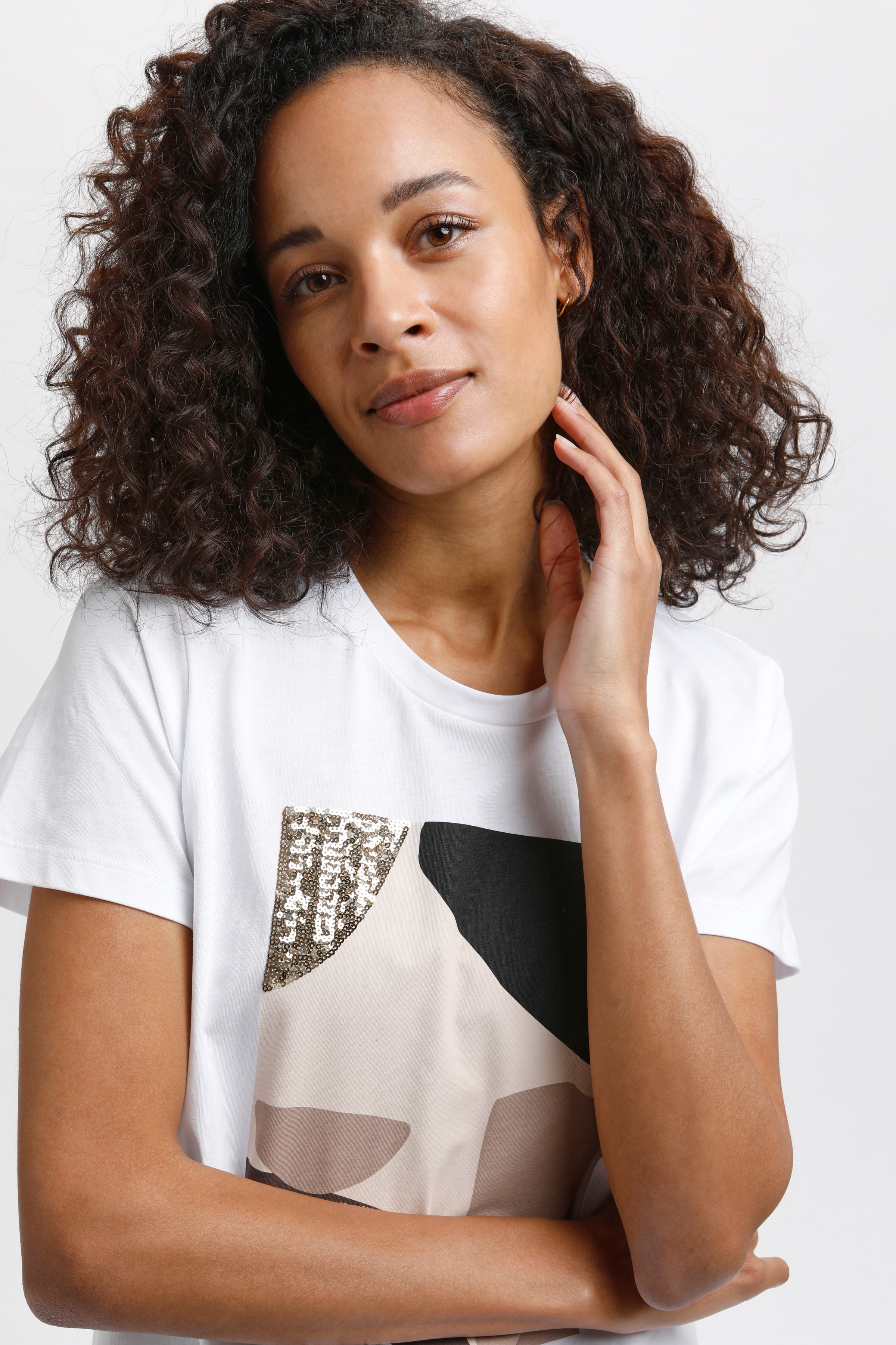 KAveraja T-shirt LOOKBOOK DETAIL 10505747-110601