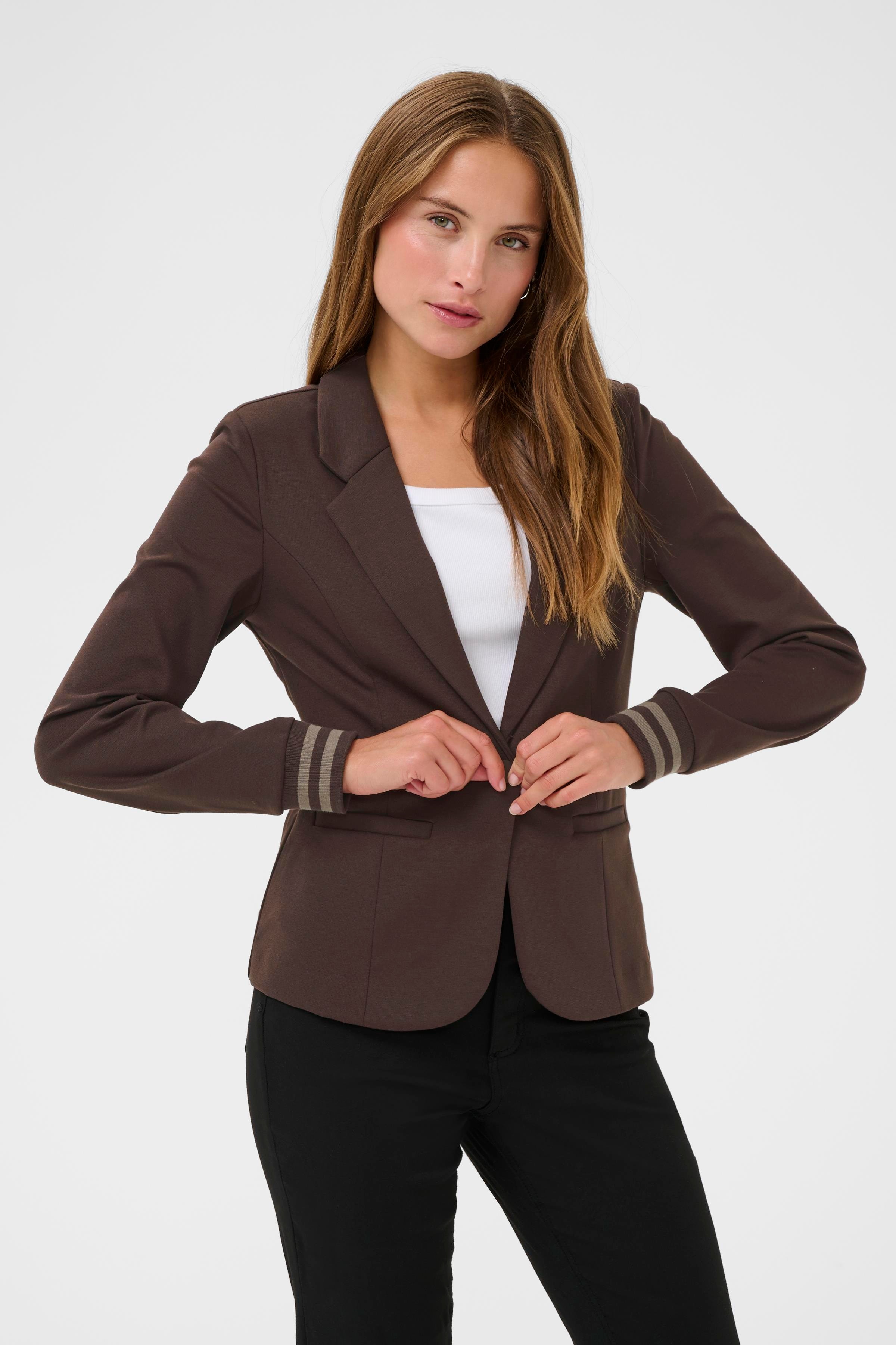 KAKinnie Blazer LOOKBOOK FRONT 10550800-108736