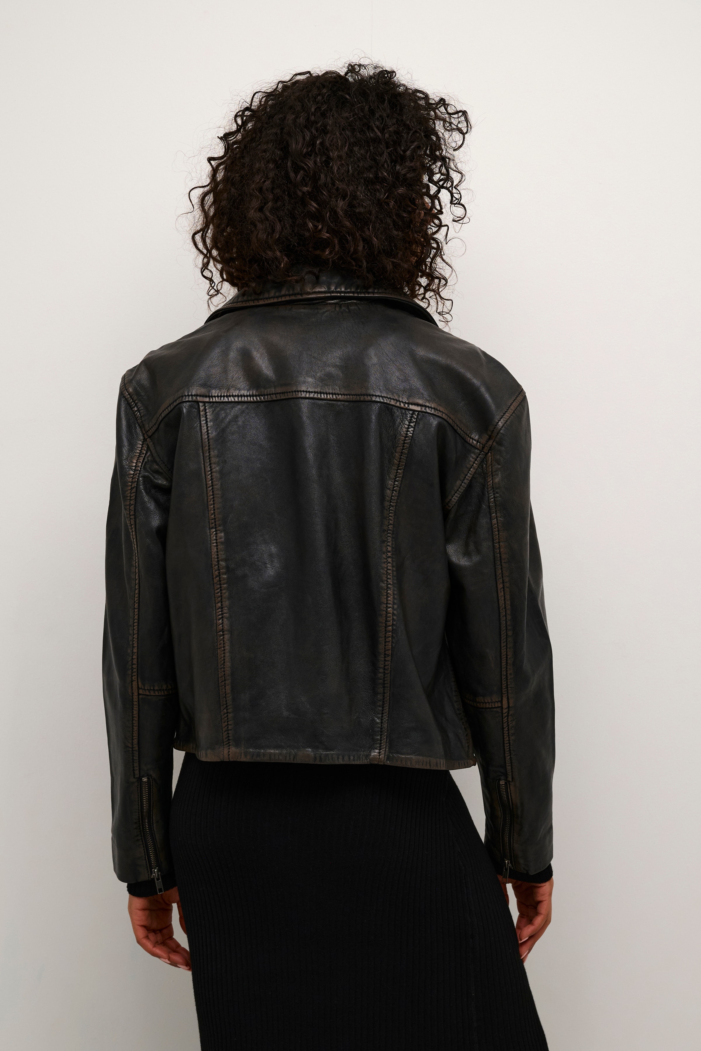 KAjane Leather jacket LOOKBOOK BACK 10508826-106102