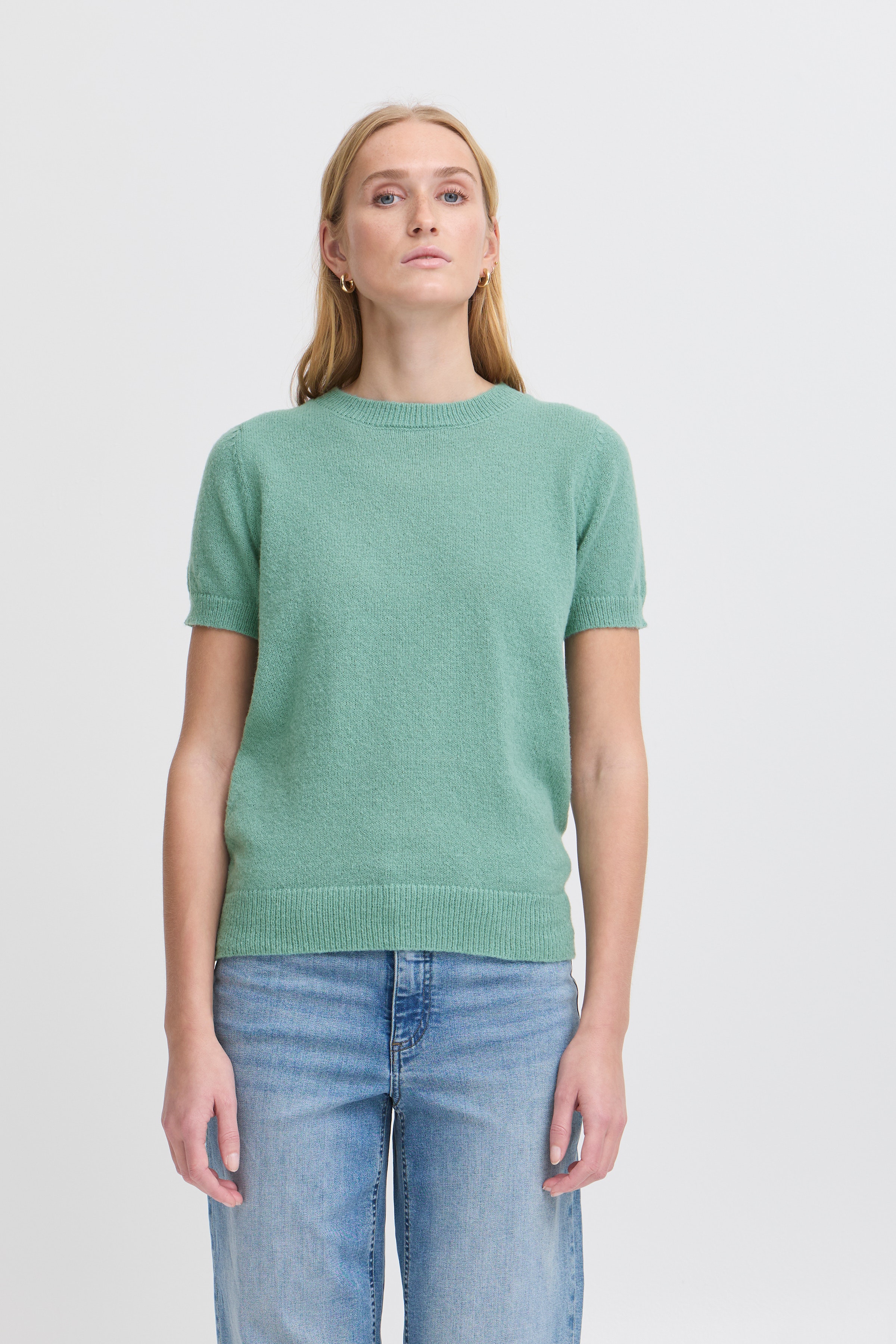 IHDAMILO Kortermet LOOKBOOK FRONT 20123480-165515