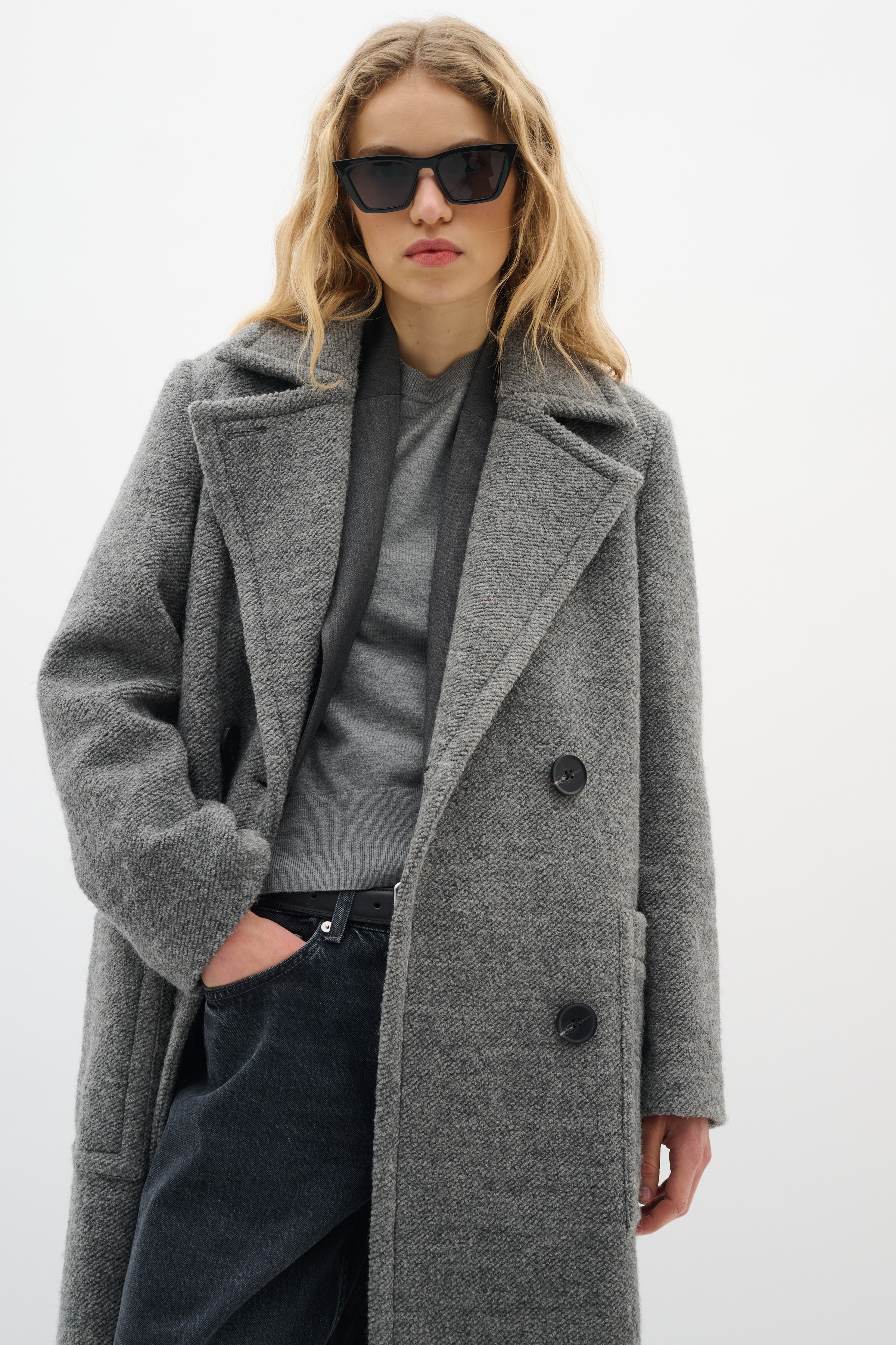 YumIW Coat LOOKBOOK FRONT 30110615-1740161