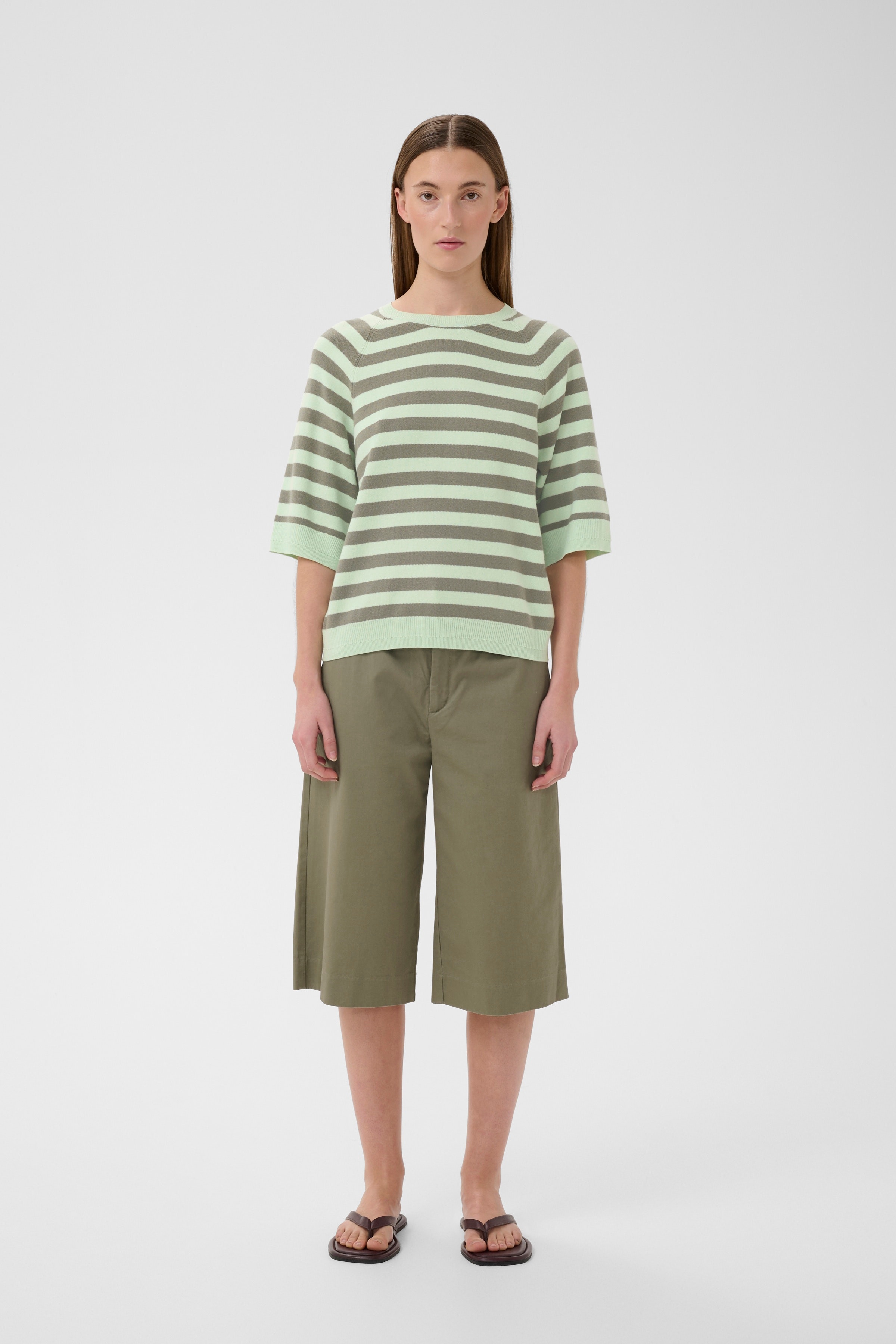 MADIEIW Tee Pullover LOOKBOOK FRONT 30112398-900006895