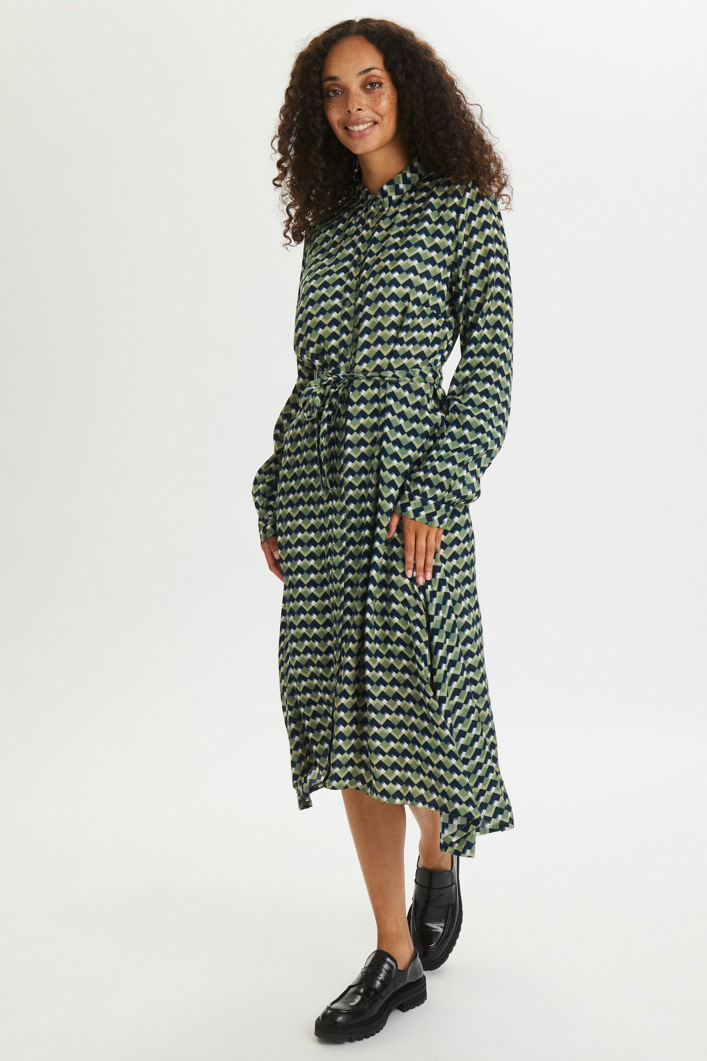 KAamy Kjole LOOKBOOK FRONT 10551883-102515