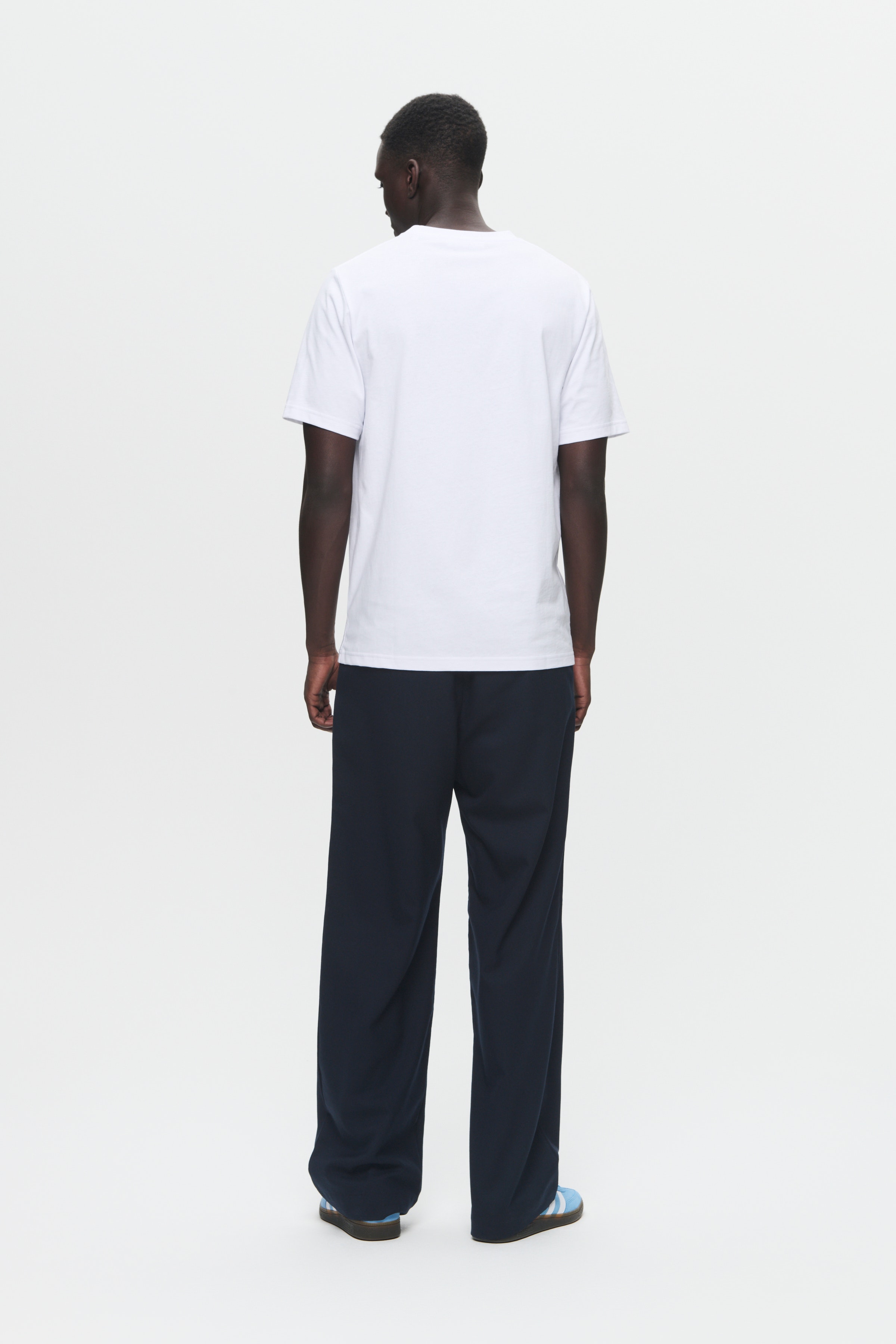 WWBobby T-shirt LOOKBOOK BACK 30251464-110601