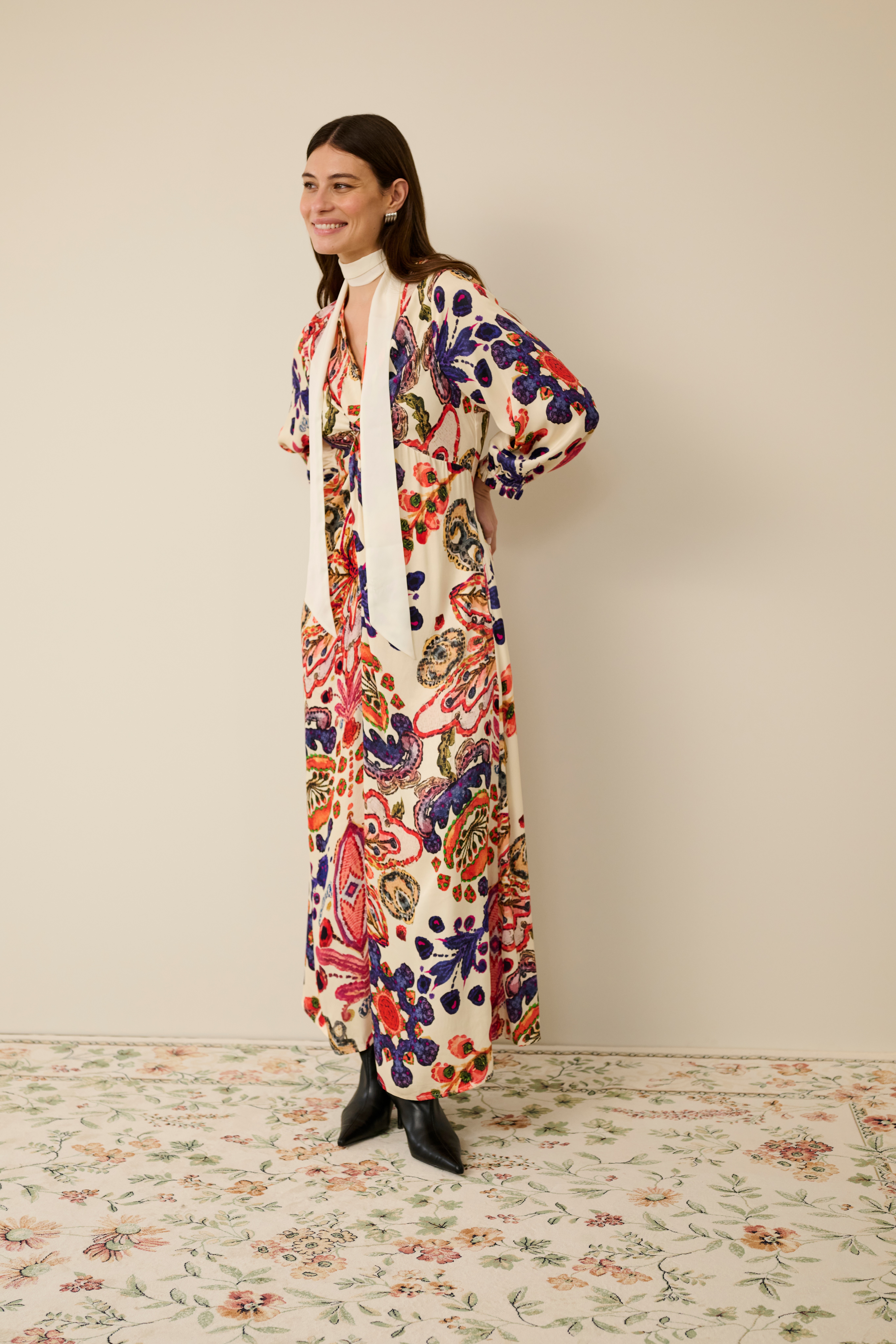 CUmandy Kleid LOCATION NONE 50112679-108905