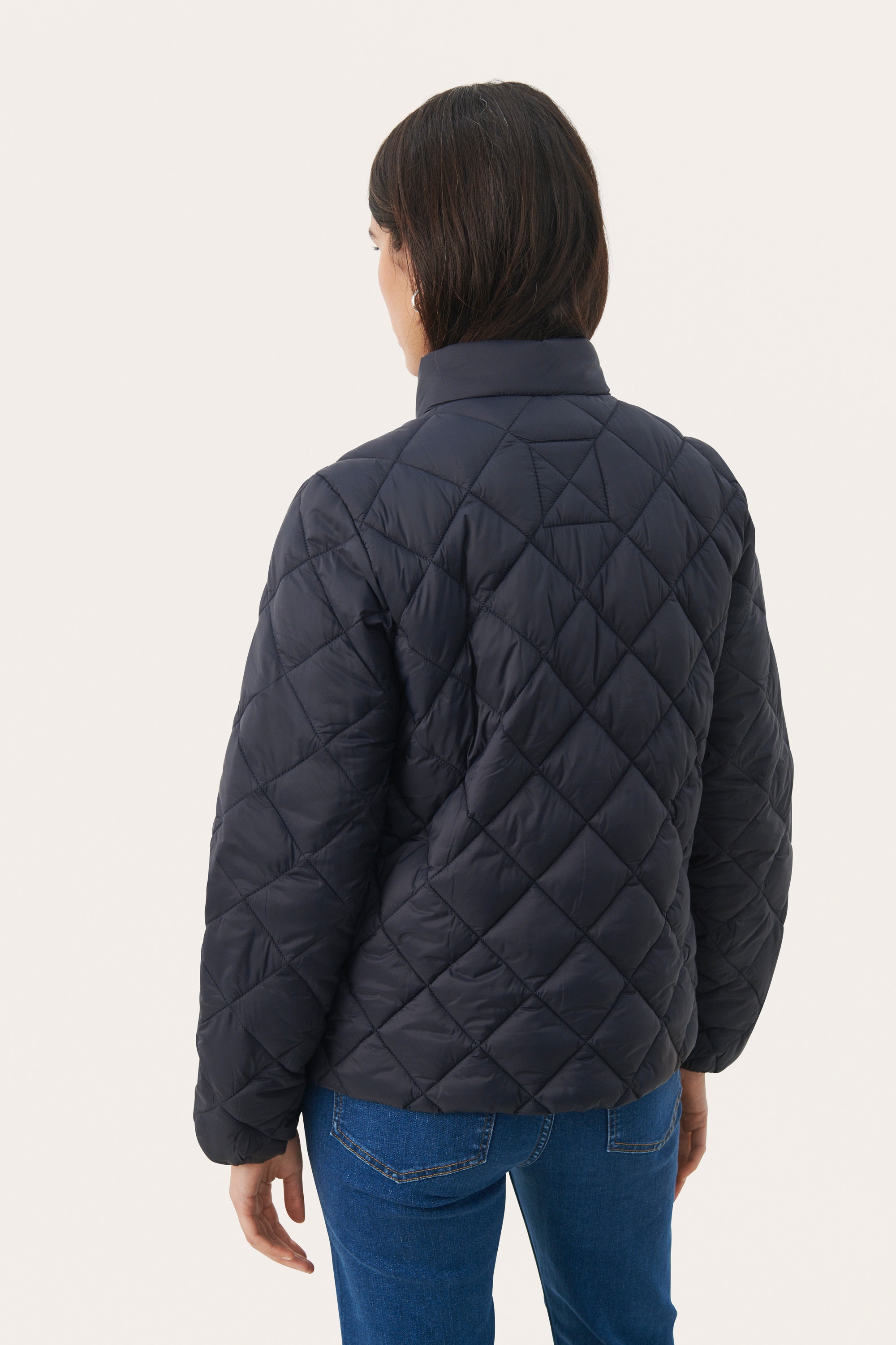 OliaPW Short down jacket LOOKBOOK BACK 30307752-194013