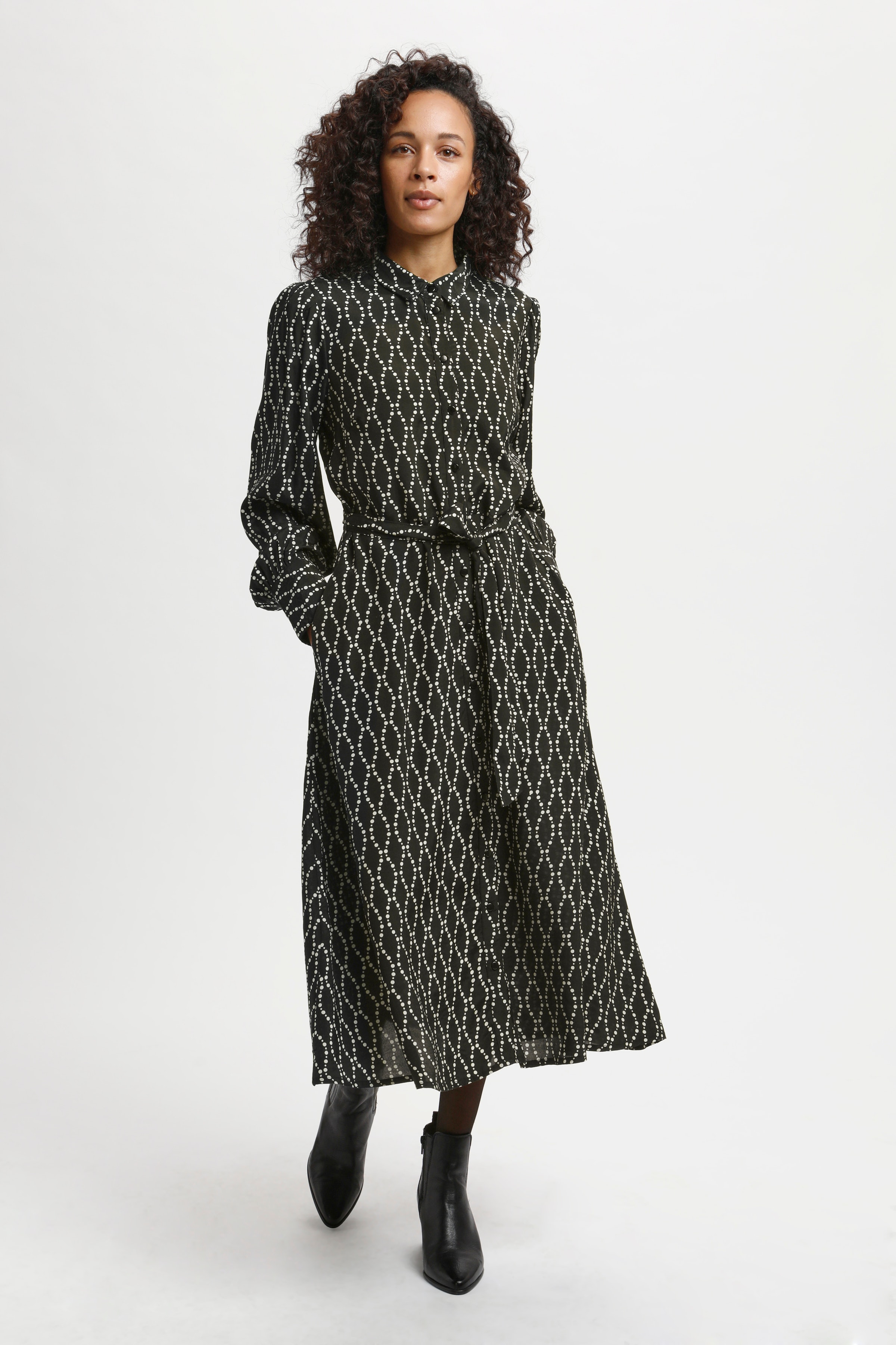 KAolan Kjole LOOKBOOK FRONT 10505817-101715