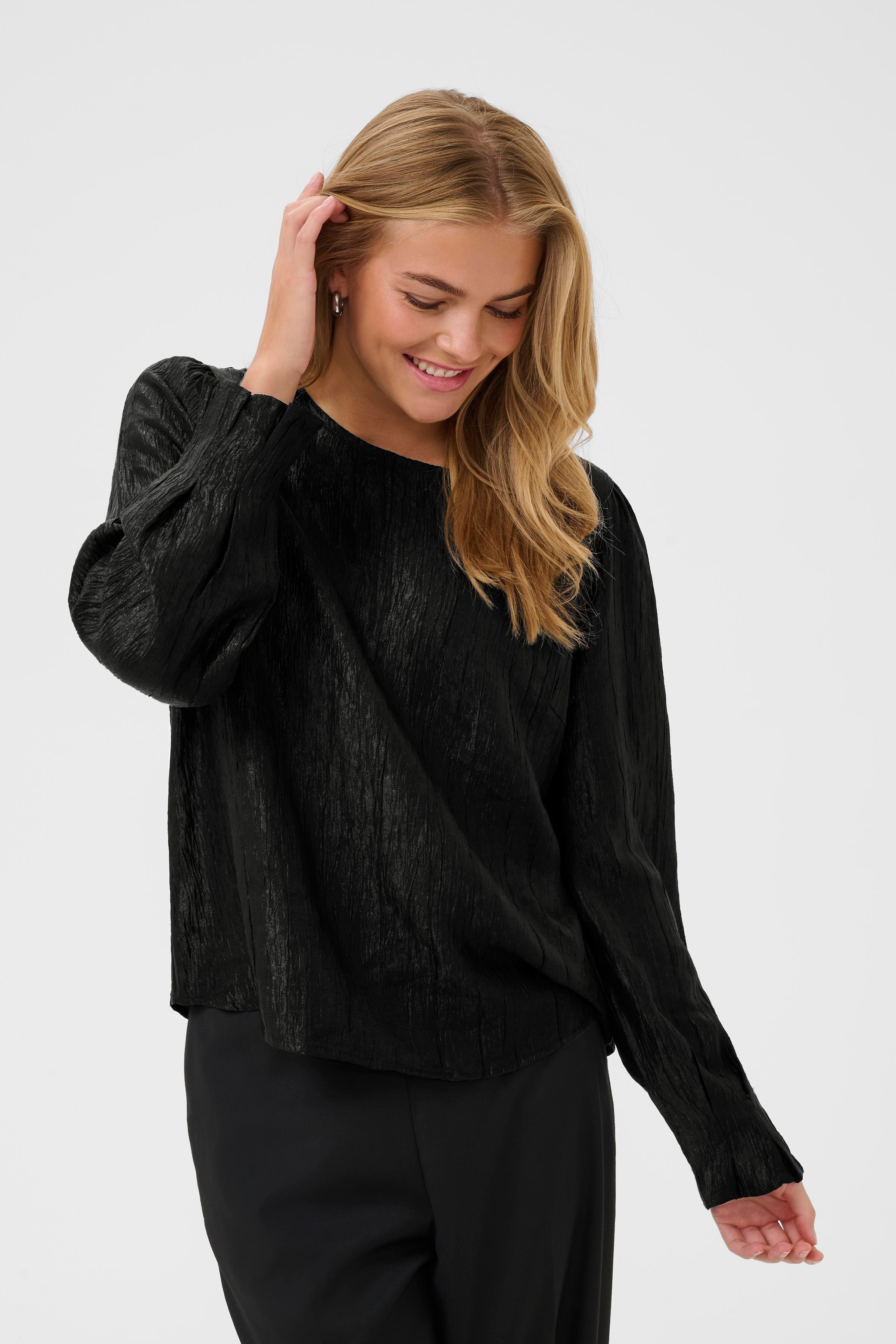 BPsilla Bluse LOOKBOOK FRONT 40200078-106480