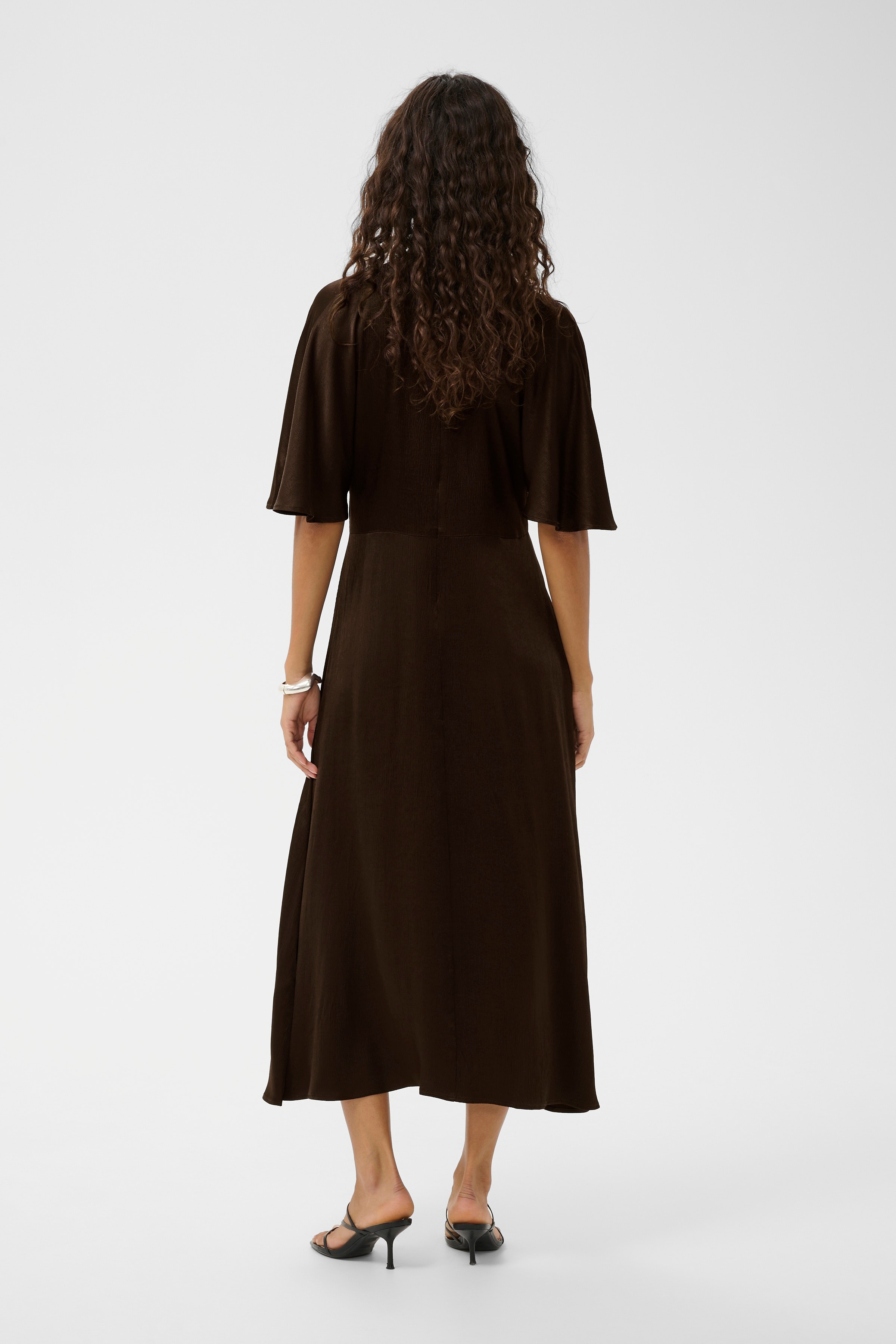 SLRiyan Kjole LOOKBOOK BACK 30408636-191106