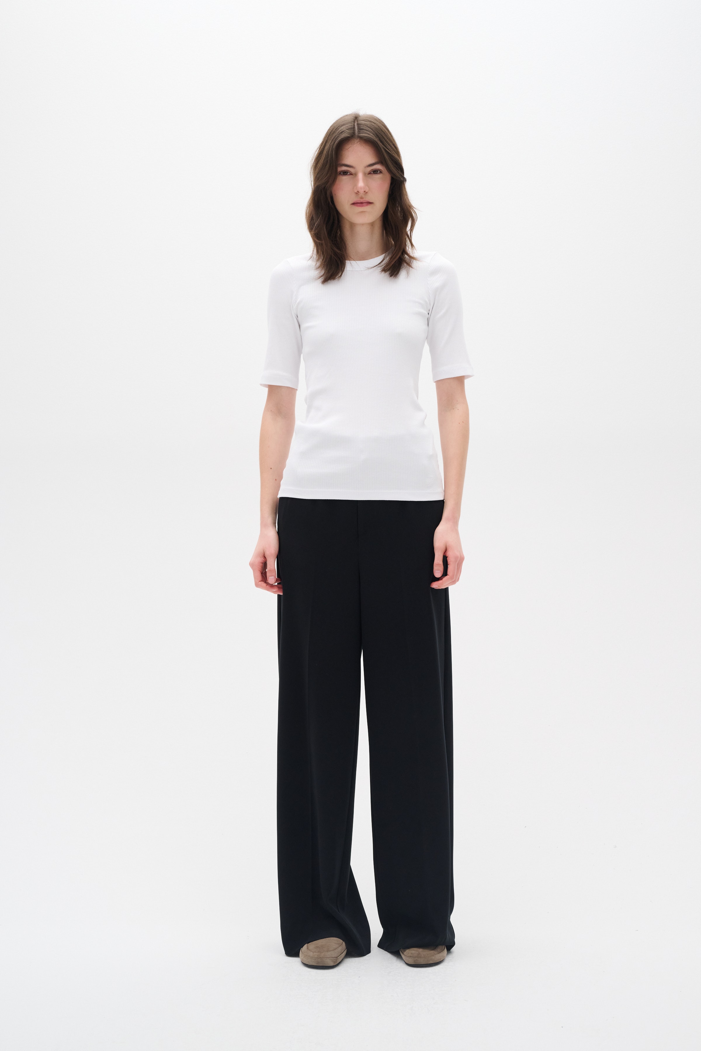 AdianIW Trousers LOOKBOOK FRONT 30107826-194008