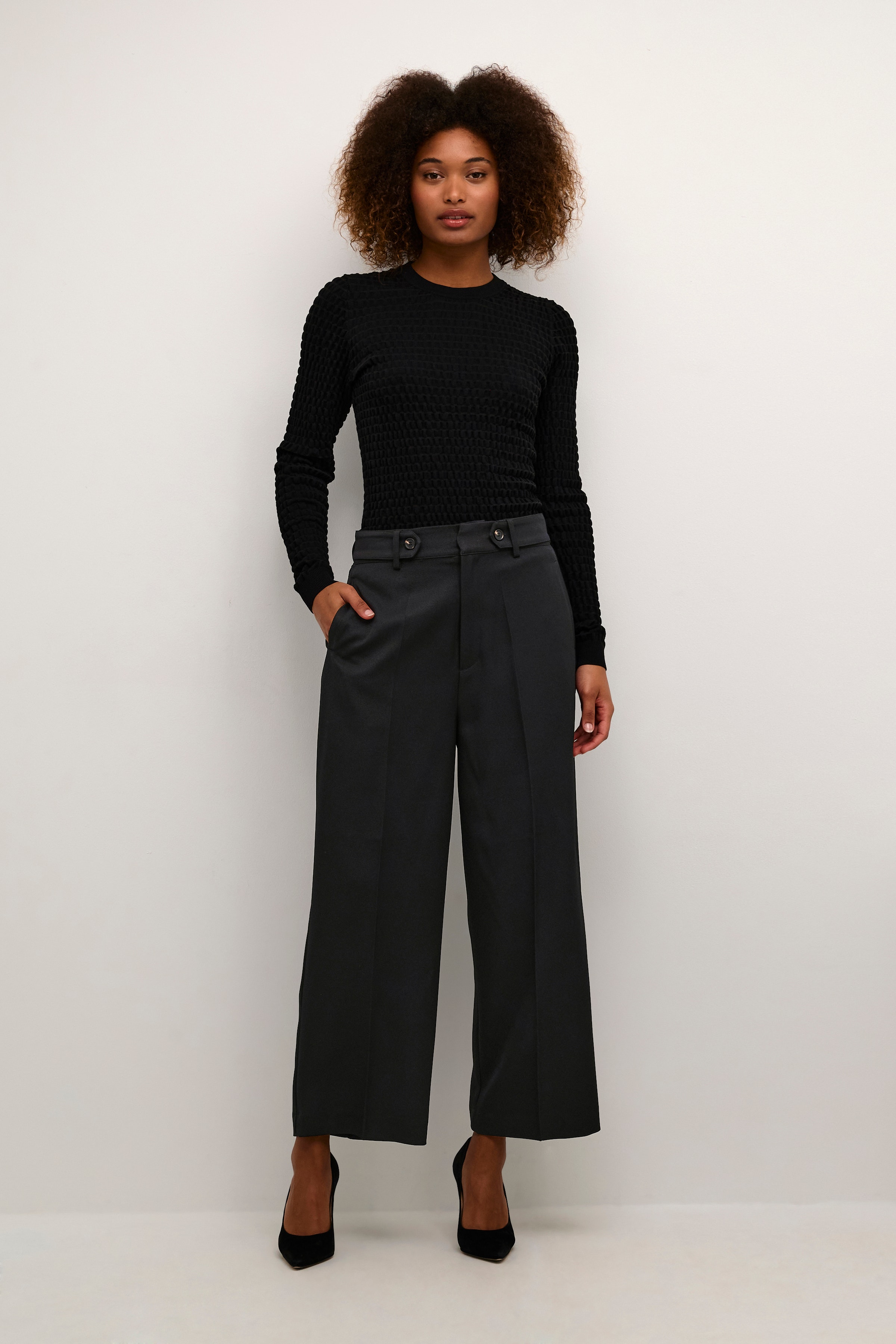 KAdorit Trousers LOOKBOOK FRONT 10508054-100121