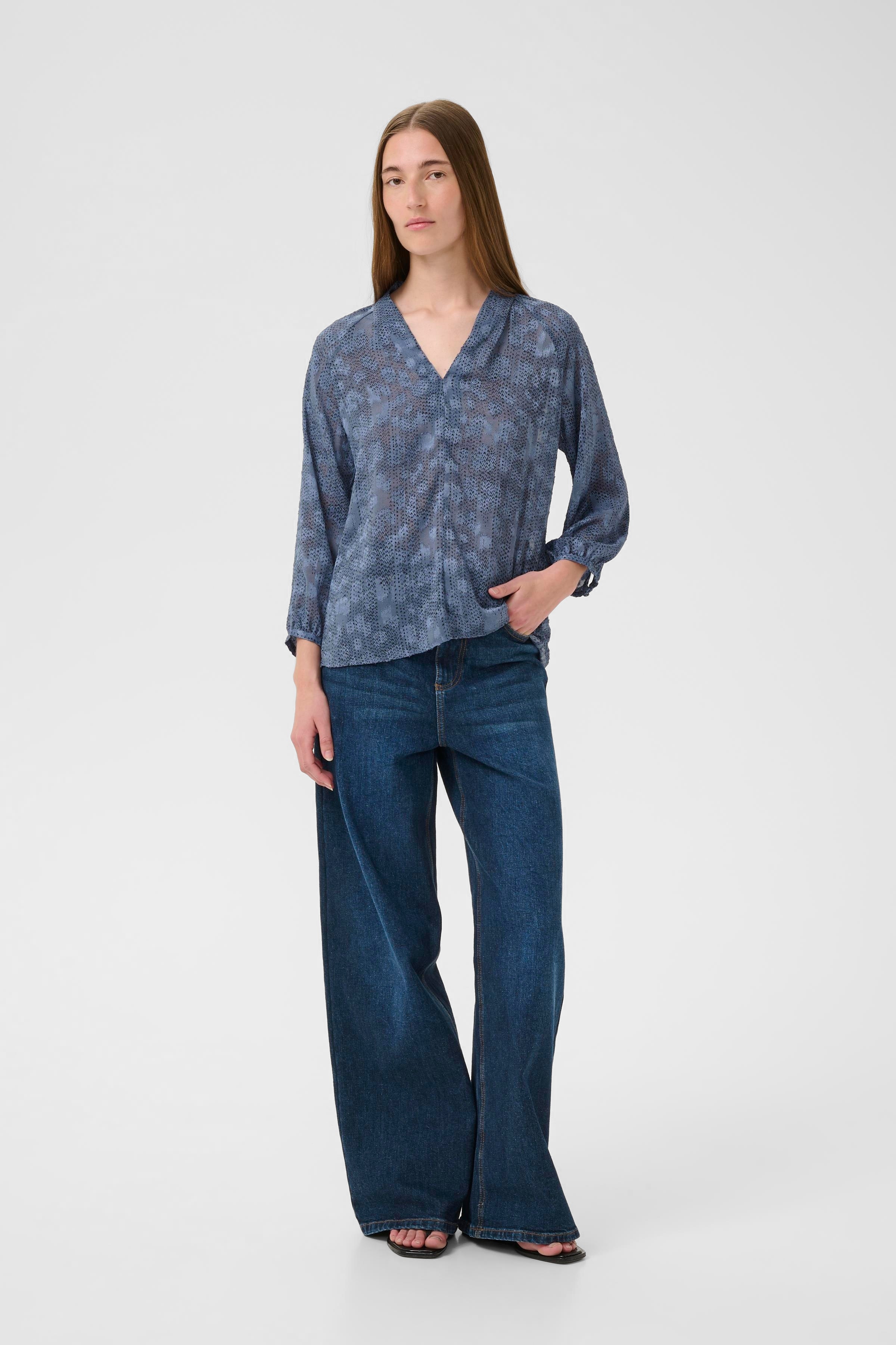 AddisonIW Blus LOOKBOOK FRONT 30110889-304191