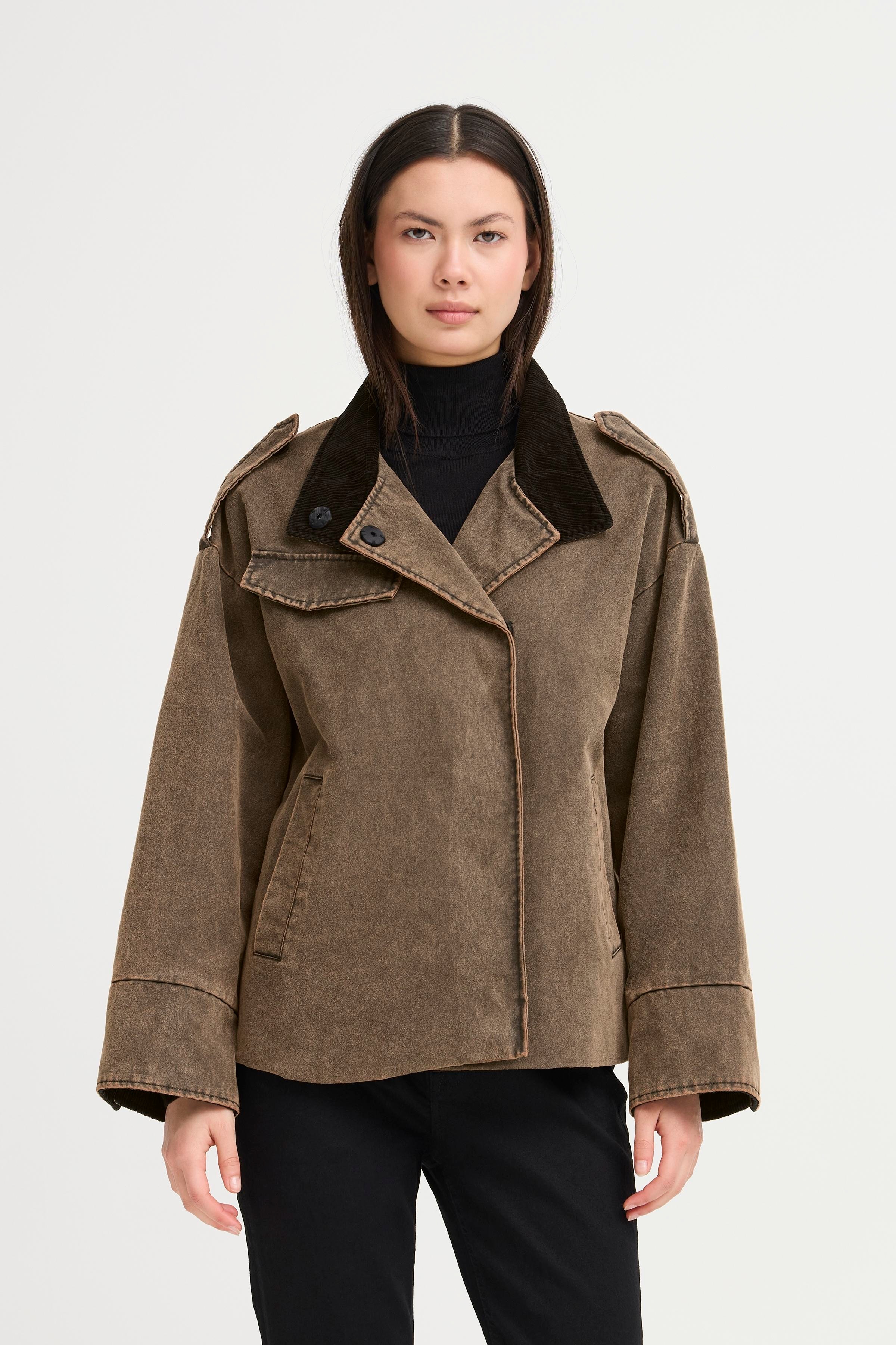 IHFAZOLA Ytterplagg LOOKBOOK FRONT 20123117-205141