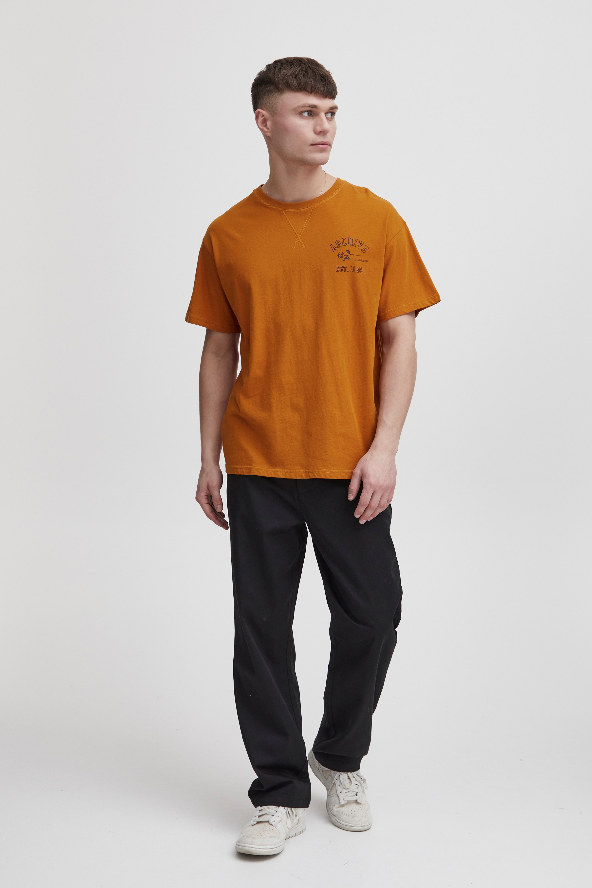 SDGeert T-shirt LOOKBOOK FRONT 21107867-181160