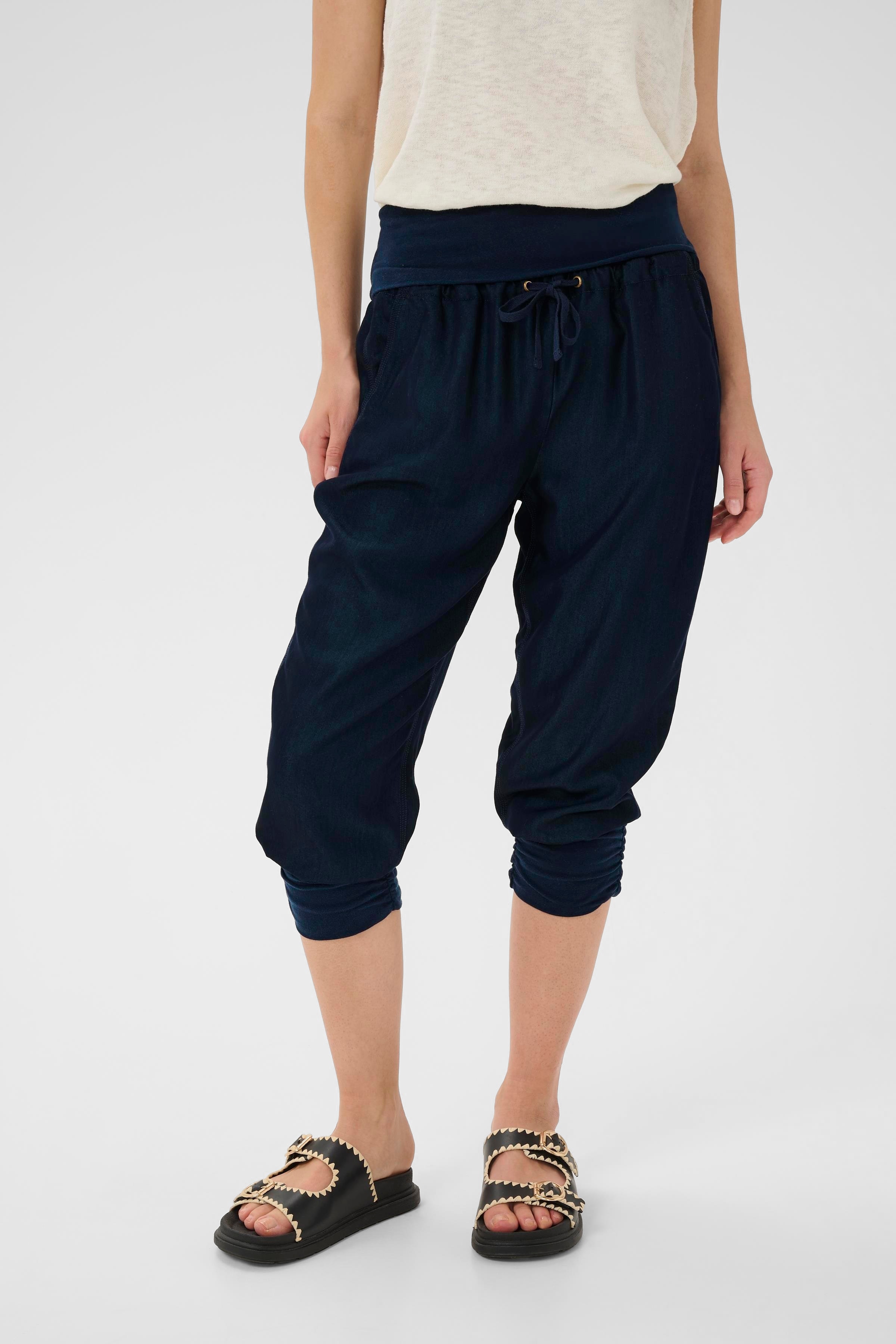 CRLine Trousers LOOKBOOK FRONT 10604697-193923