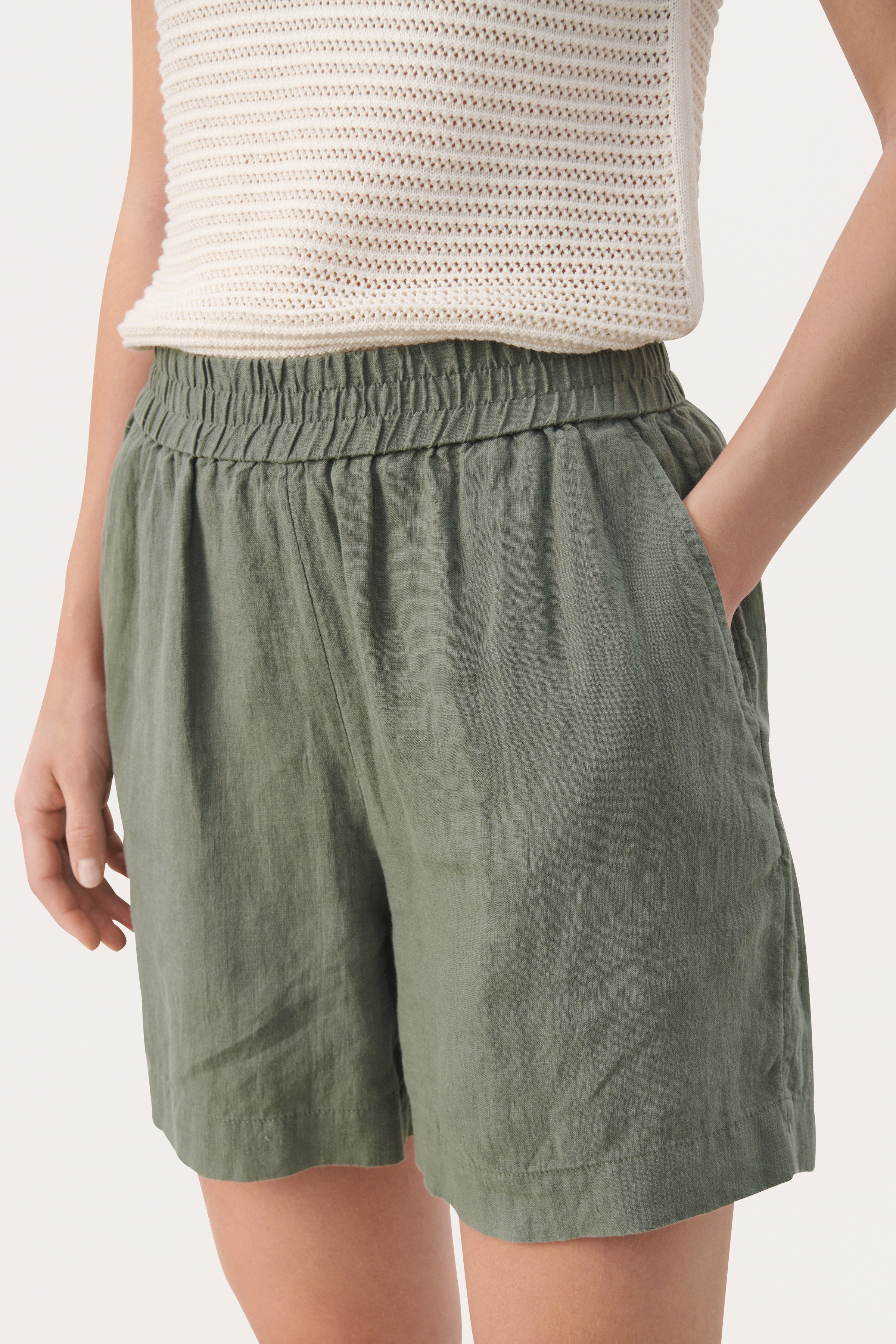 GerdPW Linen shorts LOOKBOOK DETAIL 30308596-185806