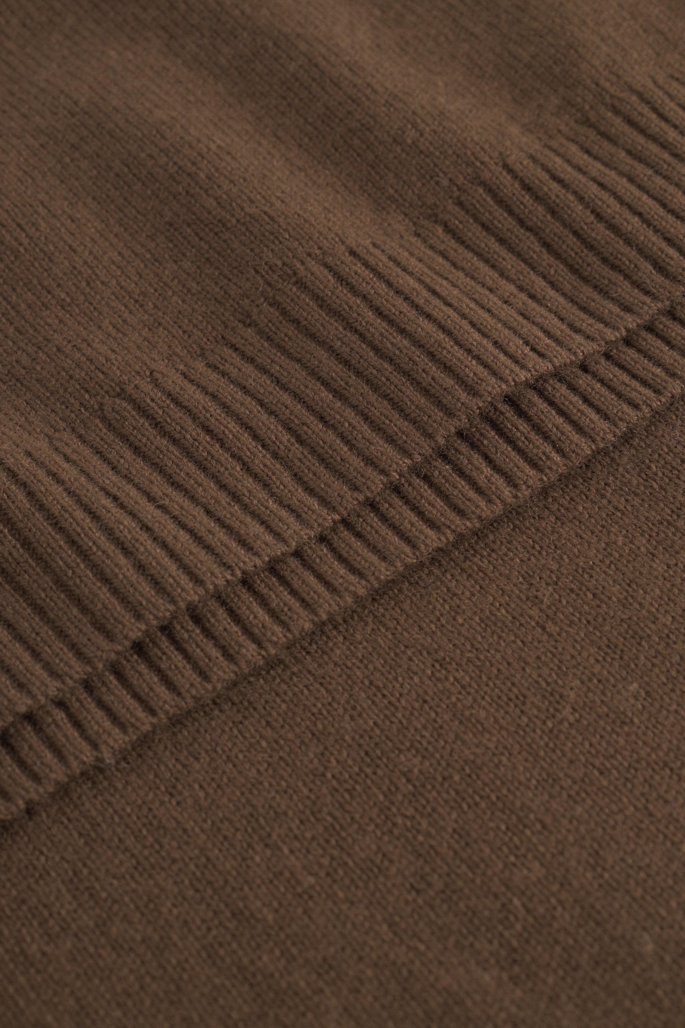 WWTay Lambswool Pullover PACK DETAIL 30251382-190815