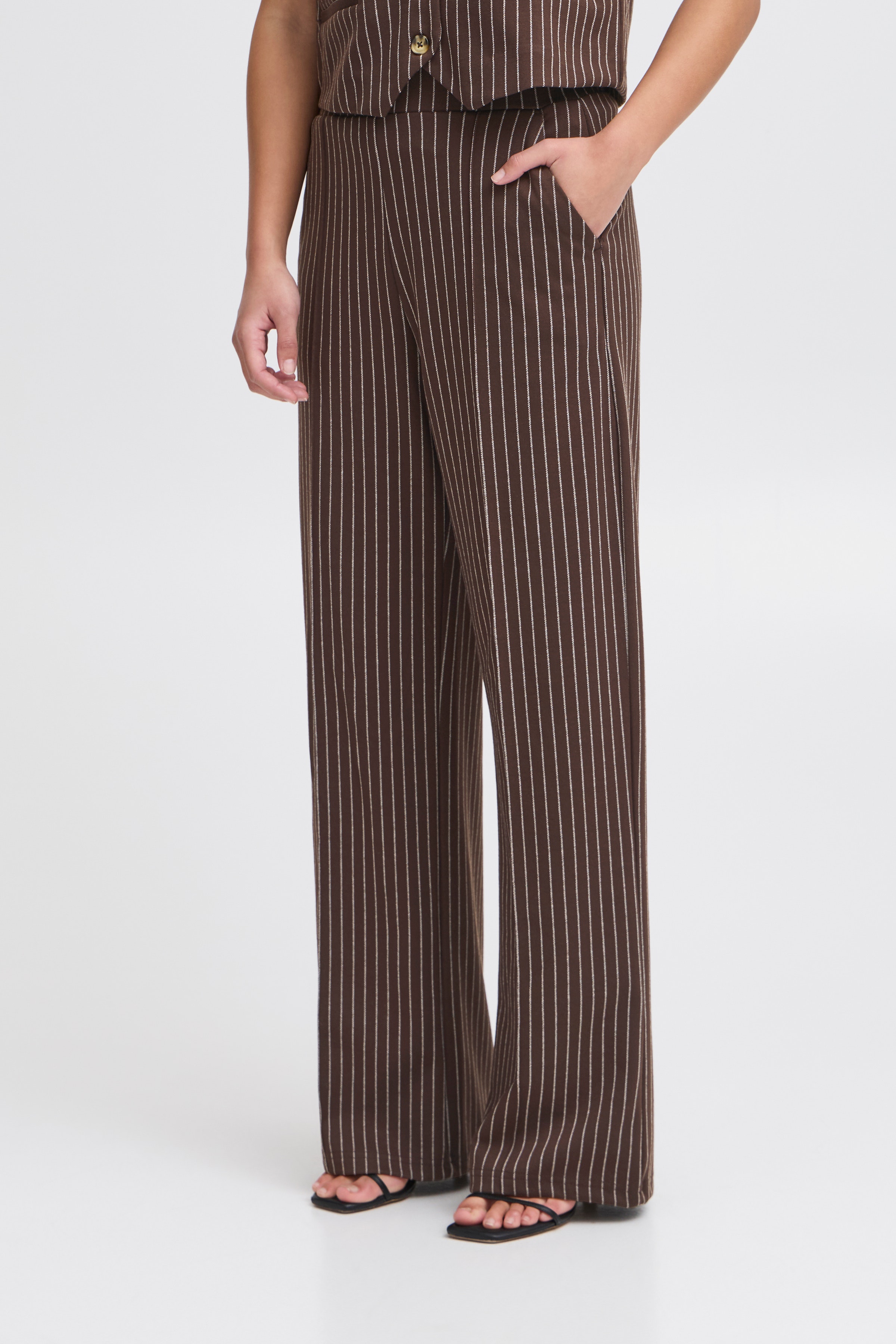 IXKATE Trousers LOOKBOOK FRONT 20123686-205272