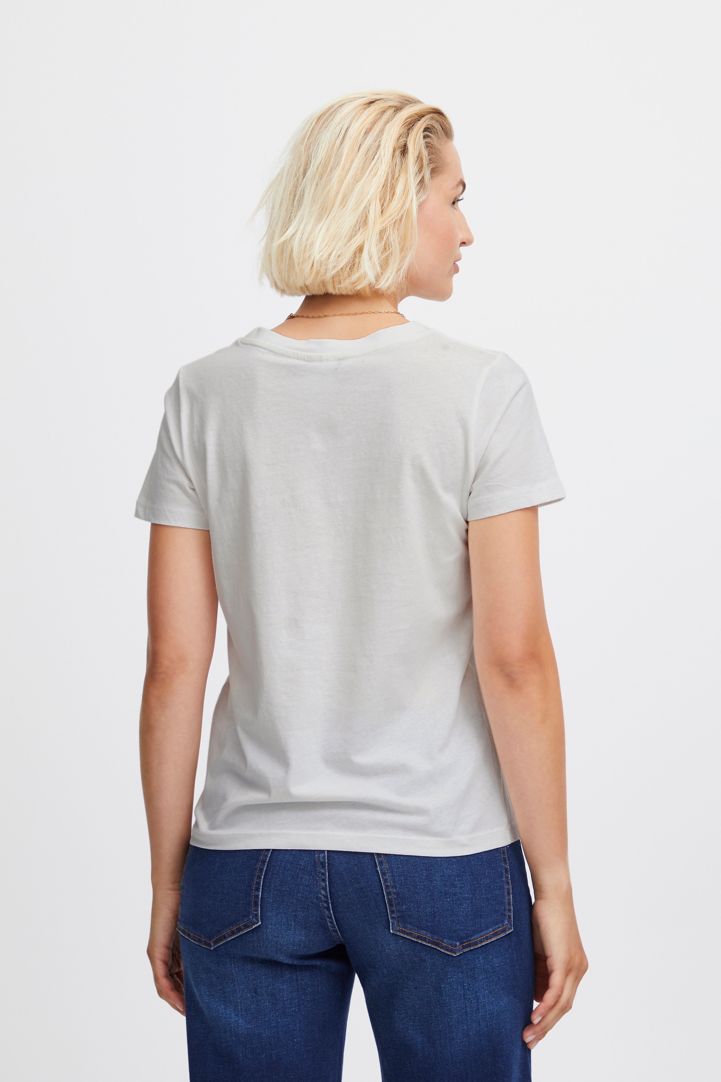 IHKAMILLE T-shirt LOOKBOOK BACK 20119616-114201