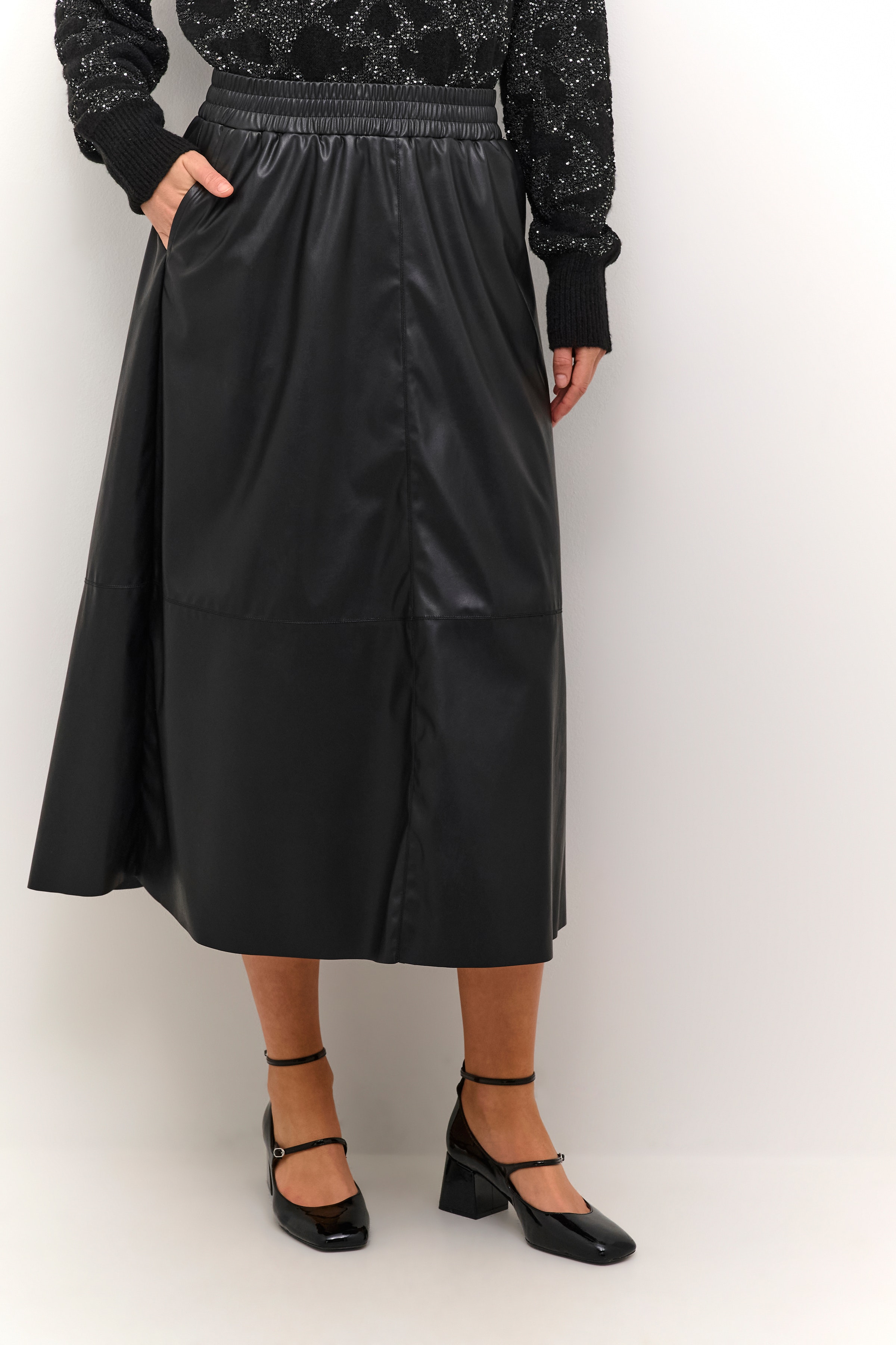 KAmikka Rok LOOKBOOK FRONT 10509149-100121