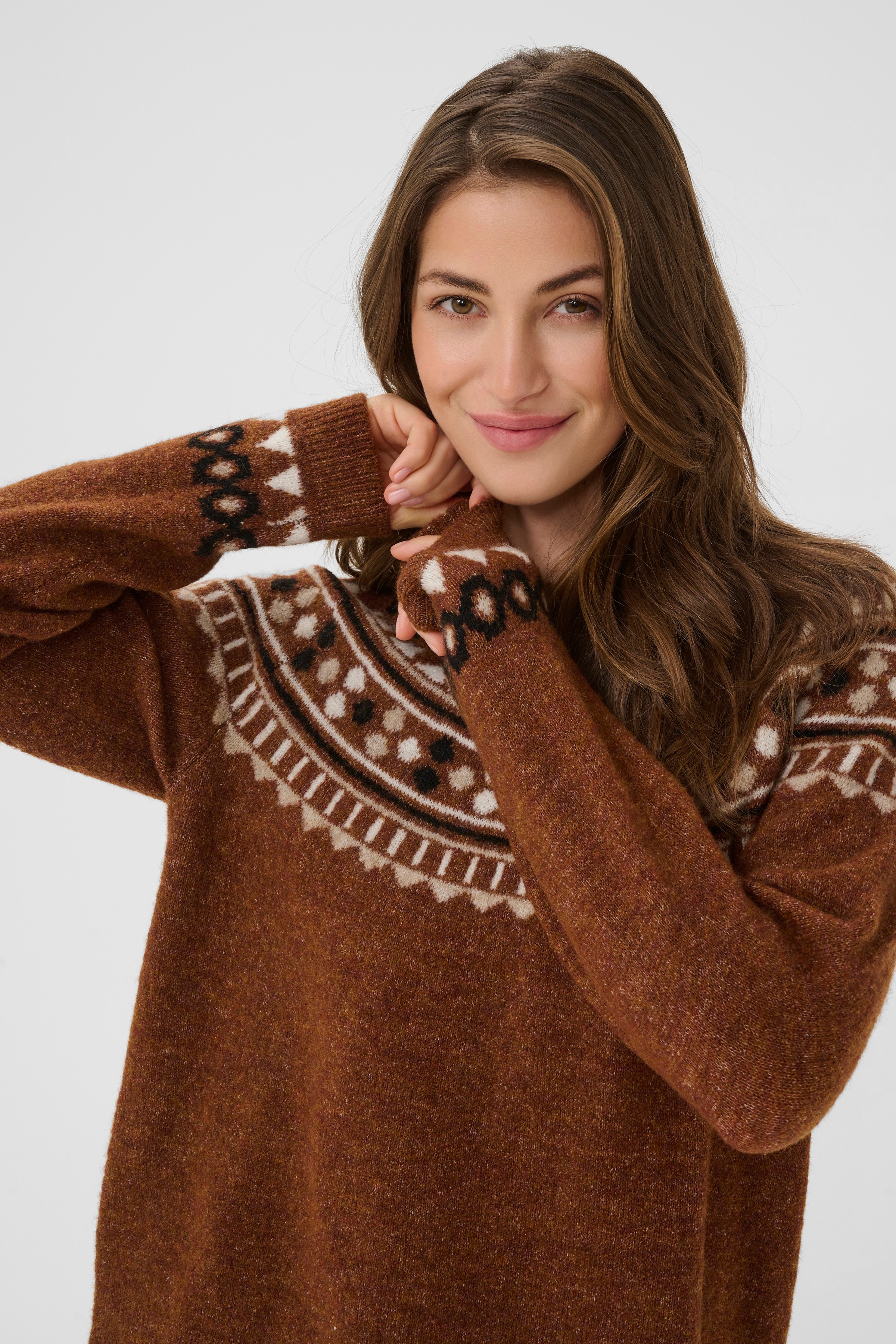 CRCherrie Pullover LOOKBOOK DETAIL 10614328-1912271
