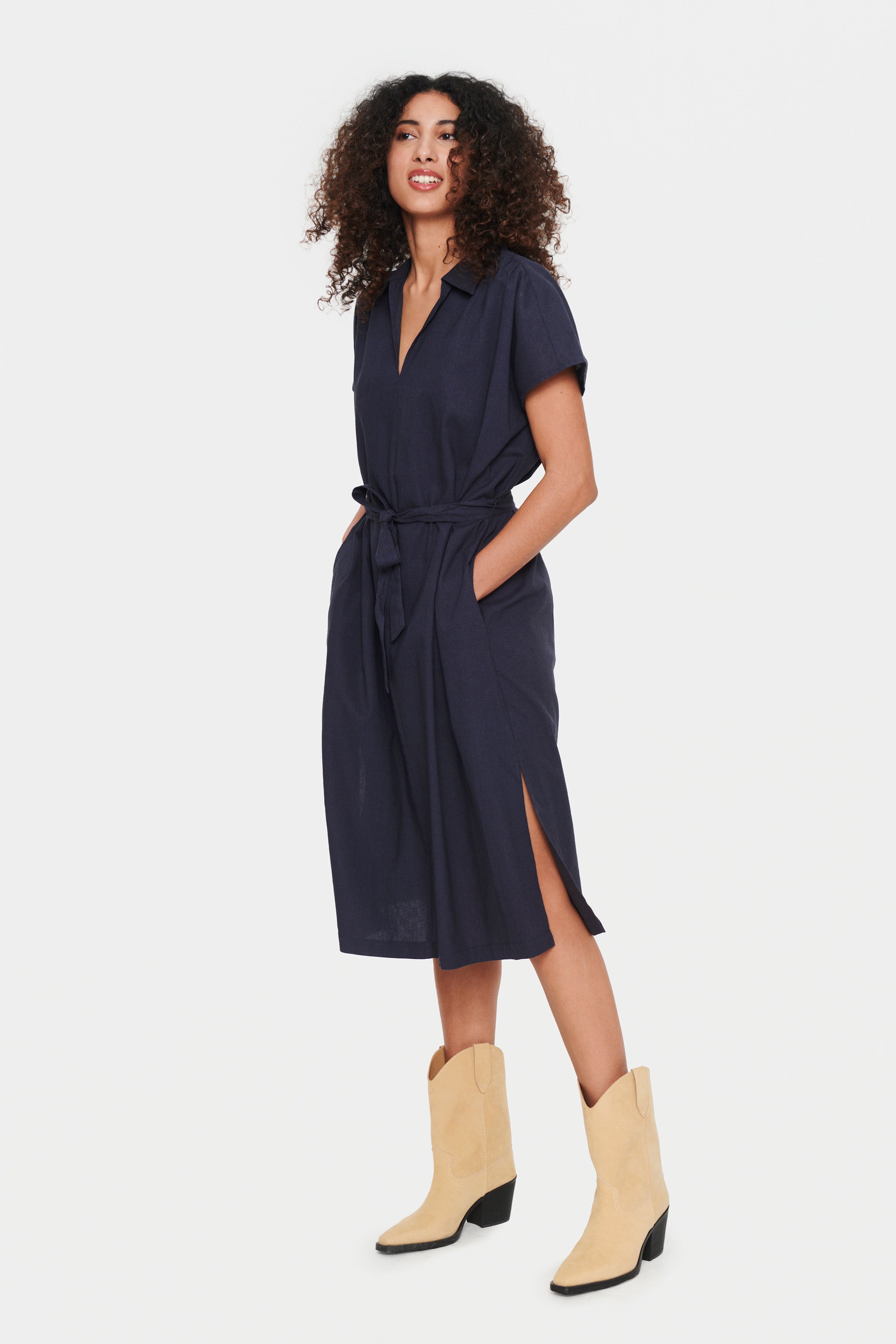 UtiliaSZ Kjole LOOKBOOK FRONT 30512576-193924