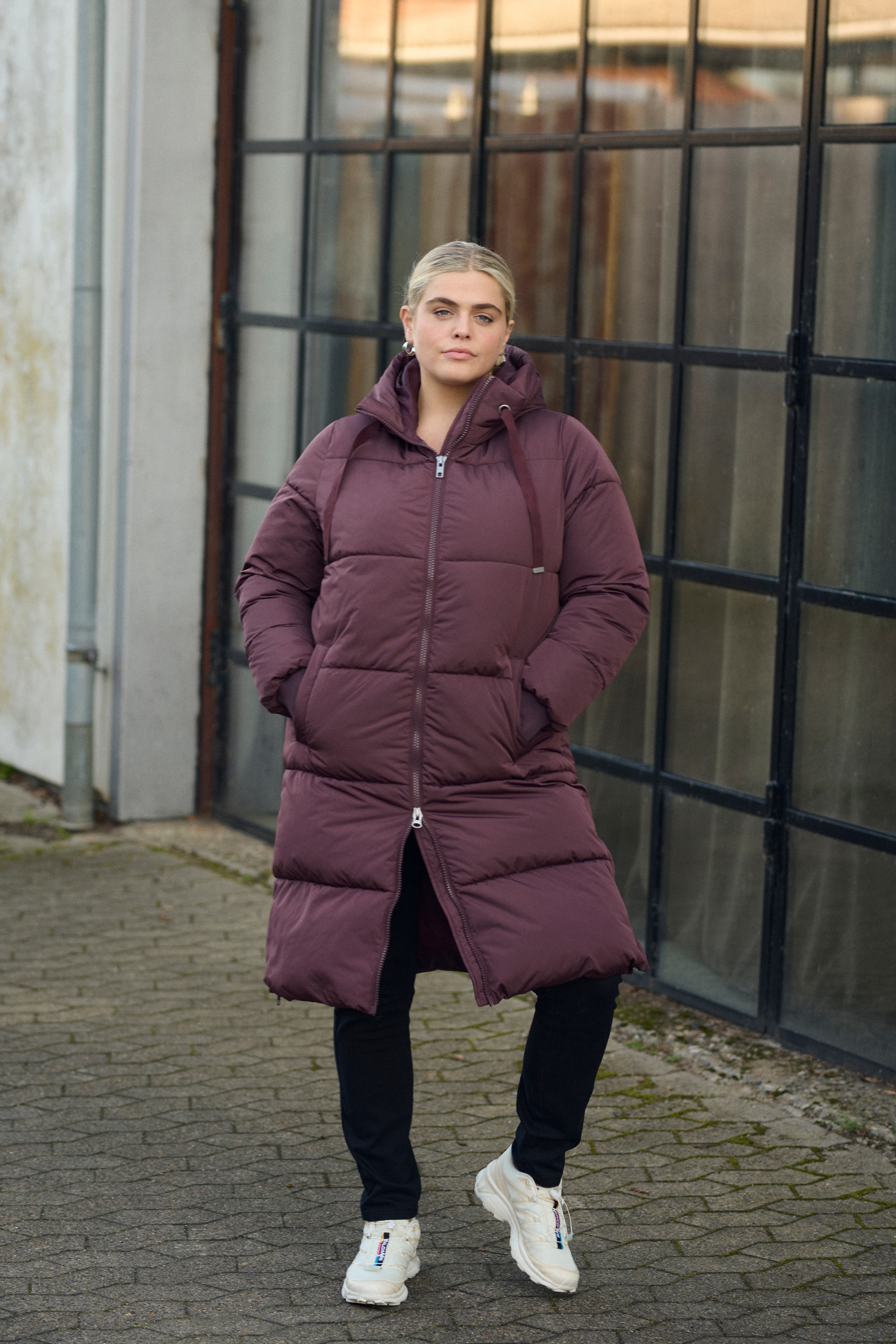 KCniki Coat LOCATION NONE 10583496-191619