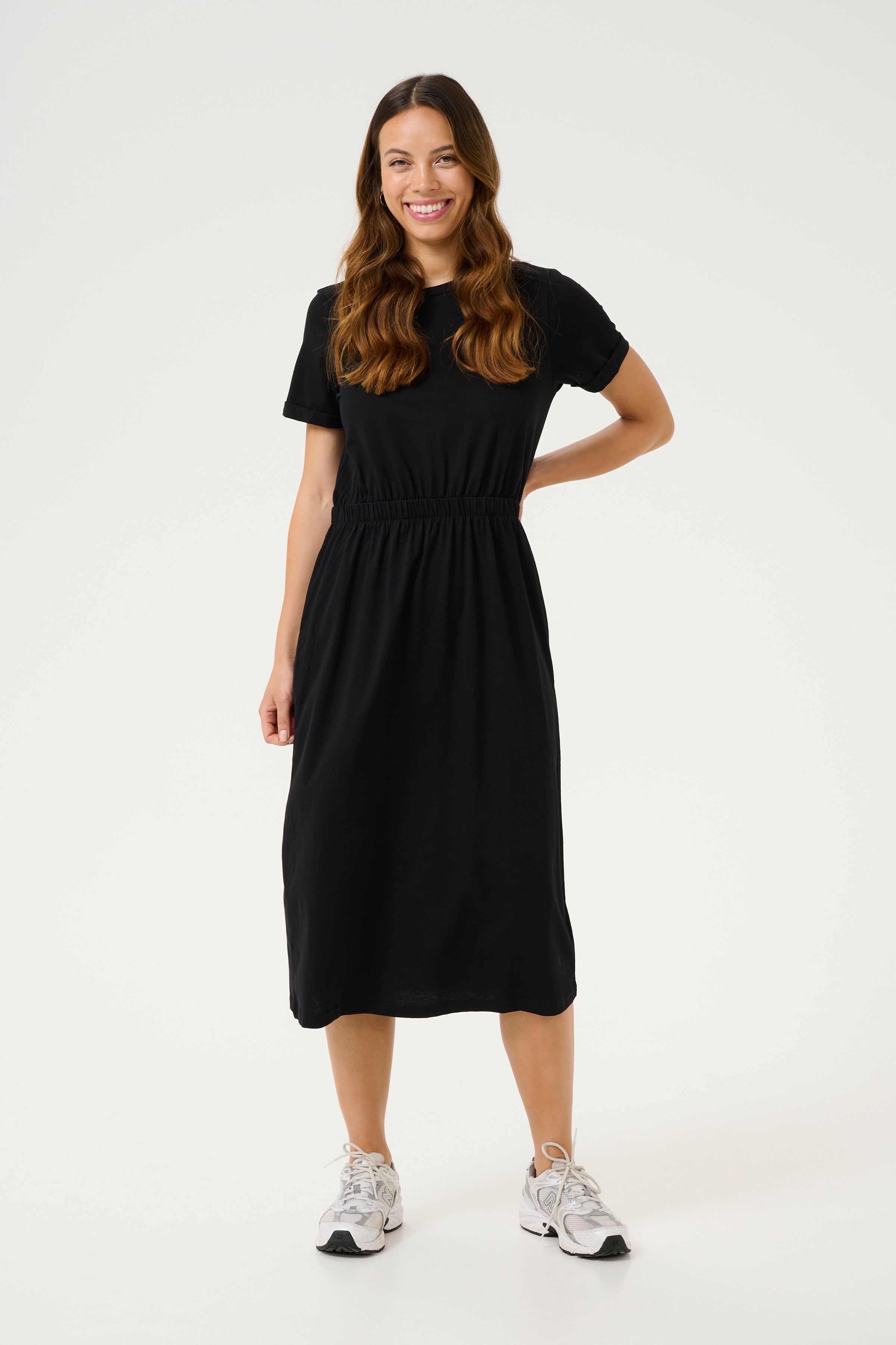 KAcelina Kleid LOOKBOOK FRONT 10508871-100121