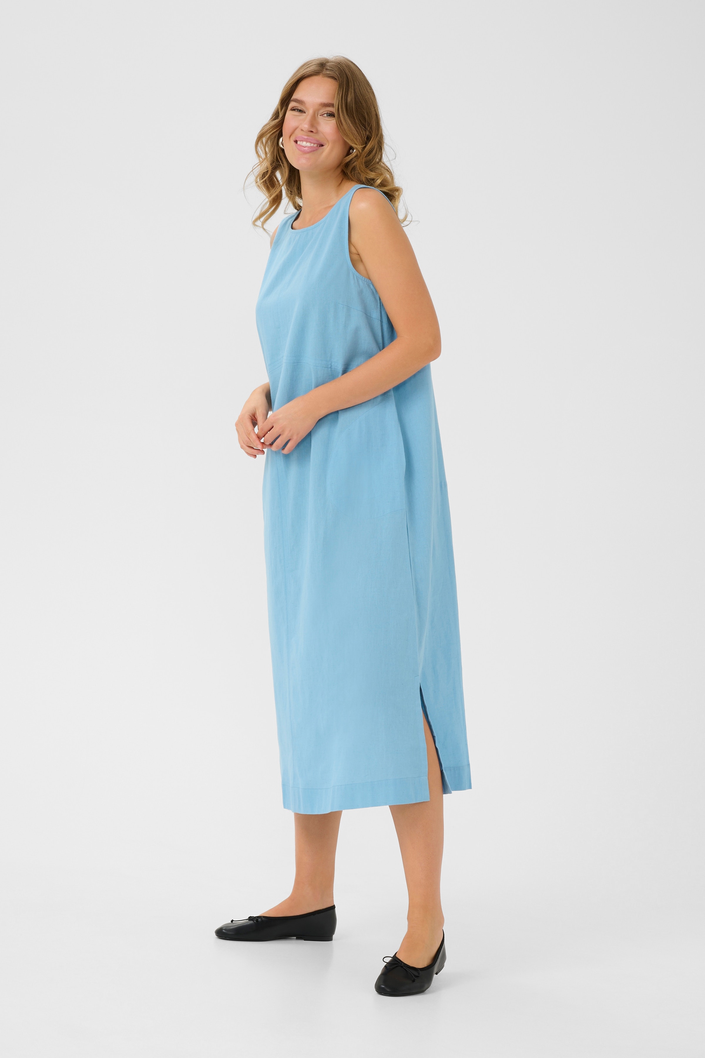BPelly Kjole LOOKBOOK FRONT 10590924-164127B