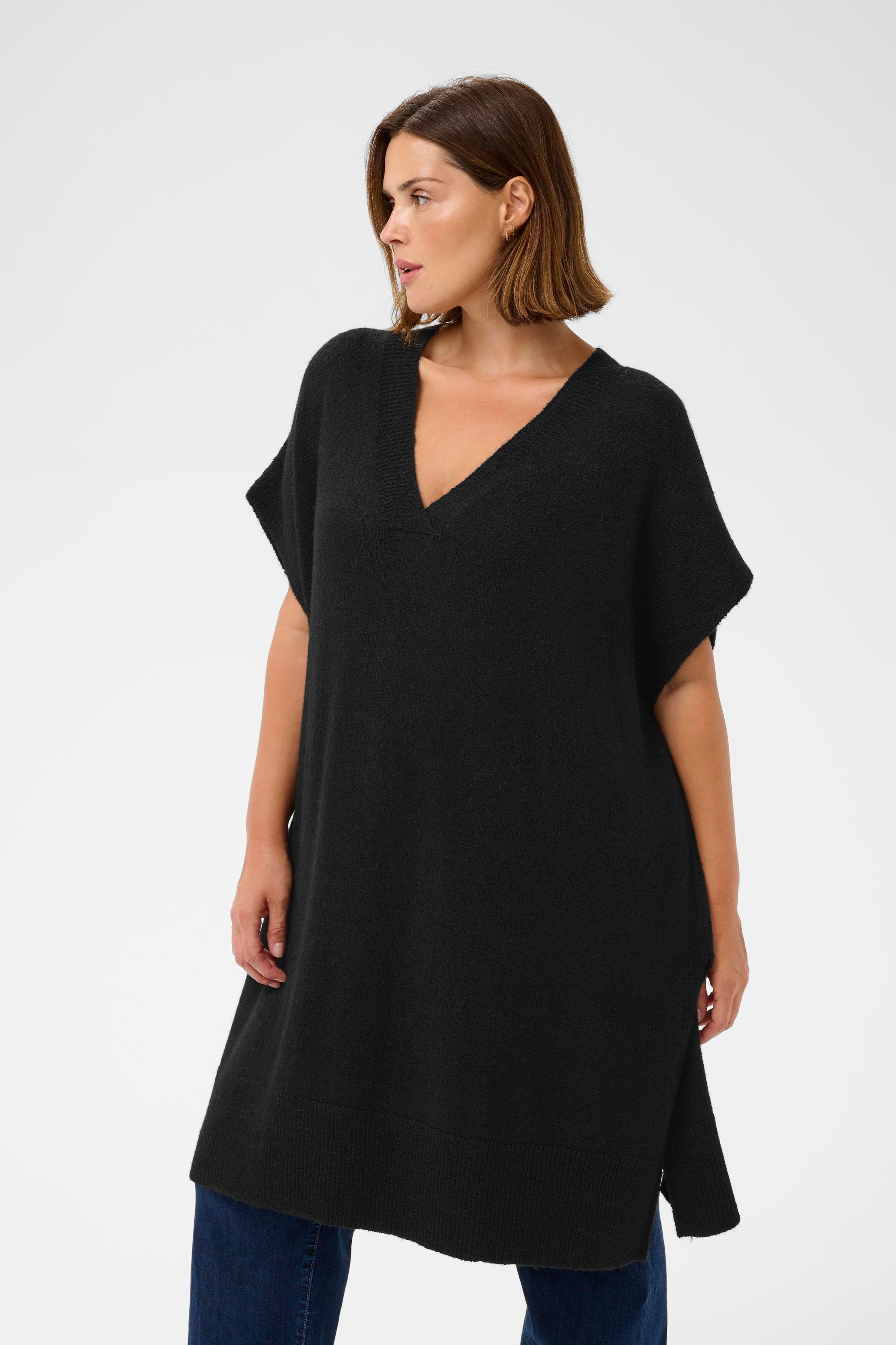 KCannett Poncho LOOKBOOK FRONT 10582738-100121