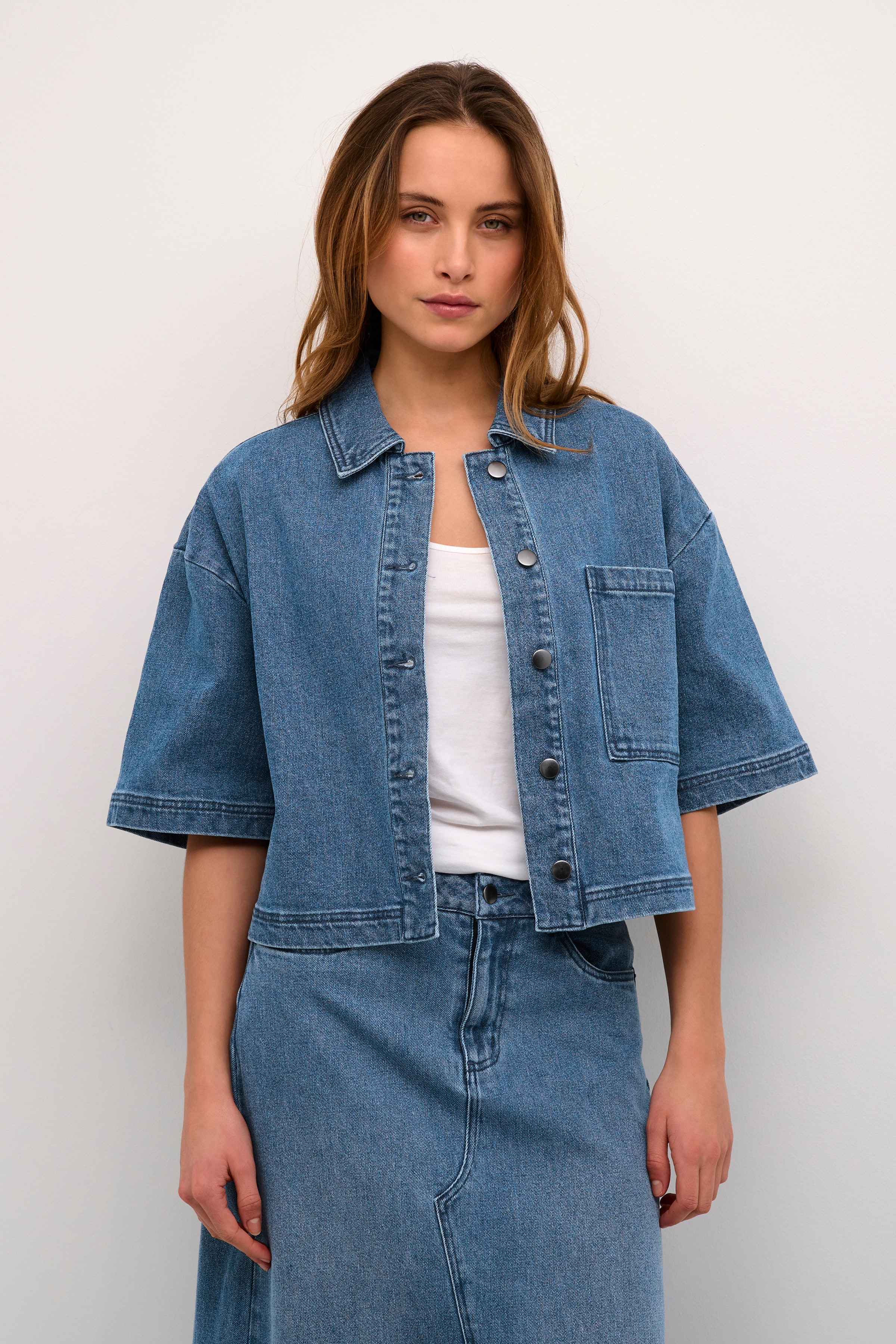 KAnicola Denim Shirt LOOKBOOK FRONT 10552308-103168