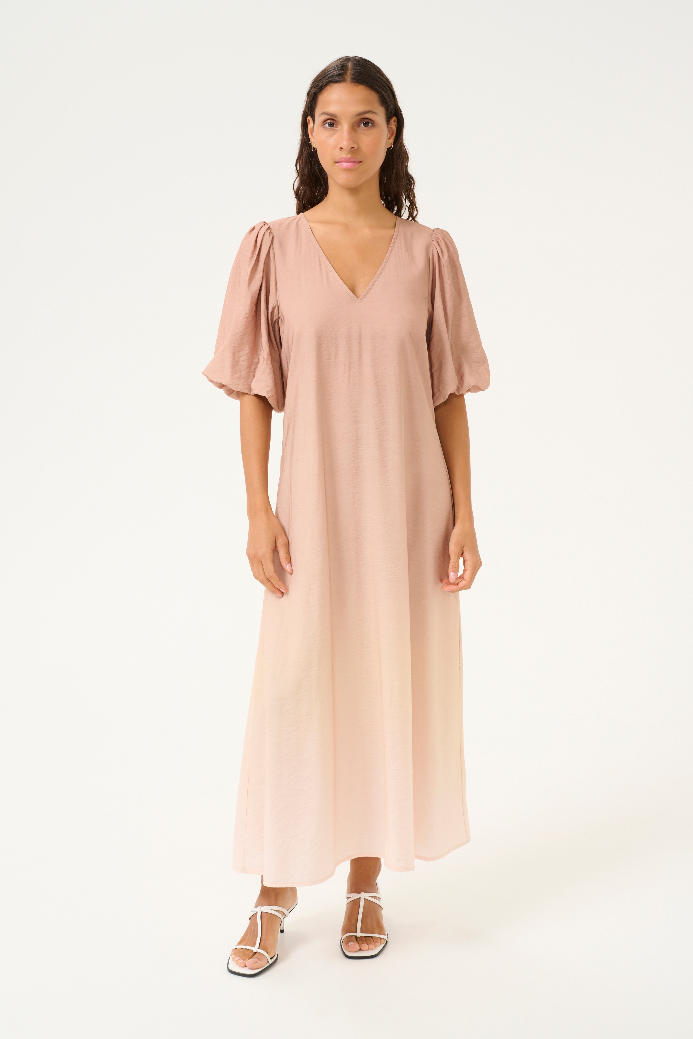 KBVinnie Dress LOOKBOOK FRONT 10105469-107551