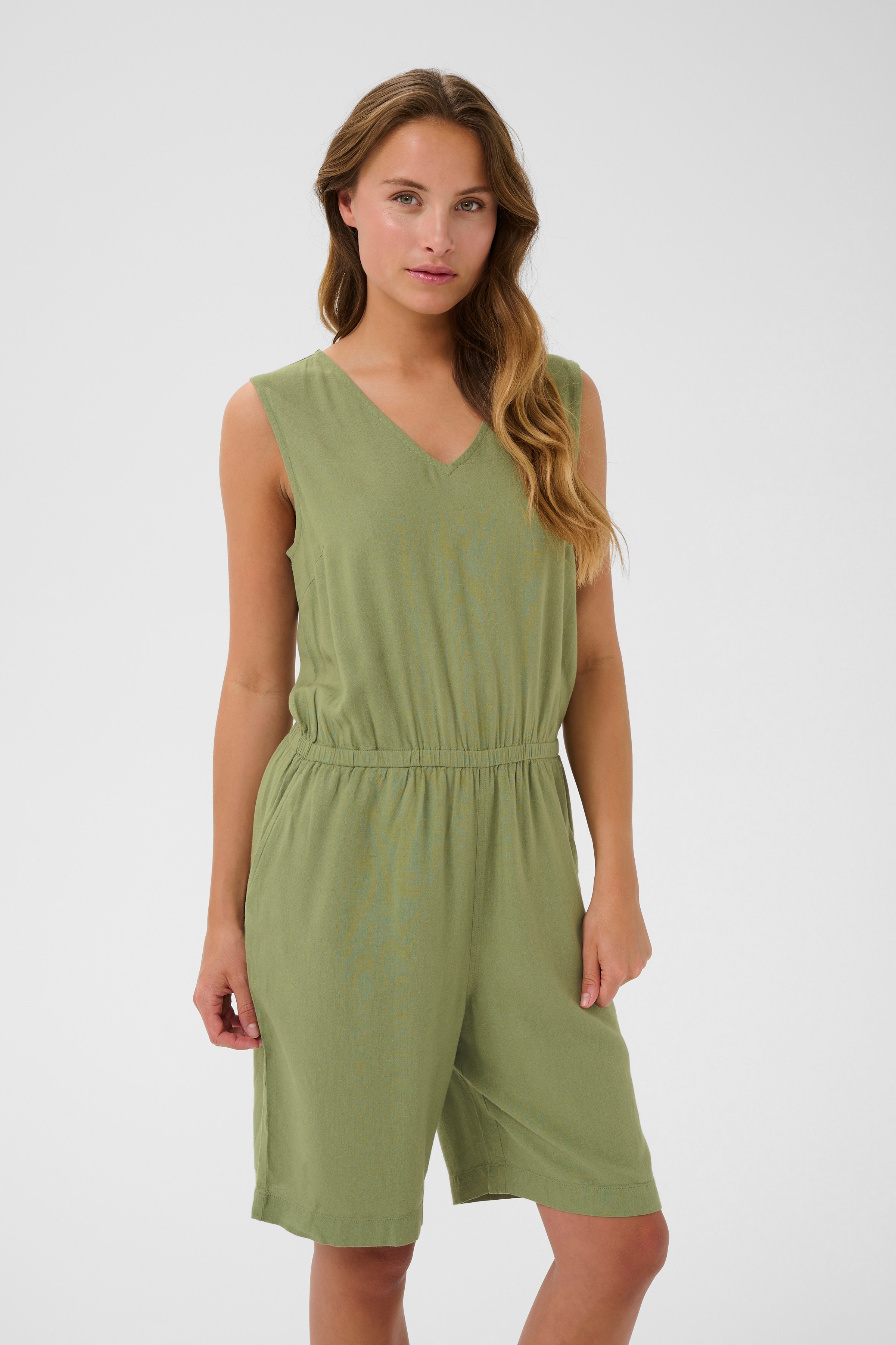 KAmilia Lin Jumpsuit LOOKBOOK FRONT 10510420-170115