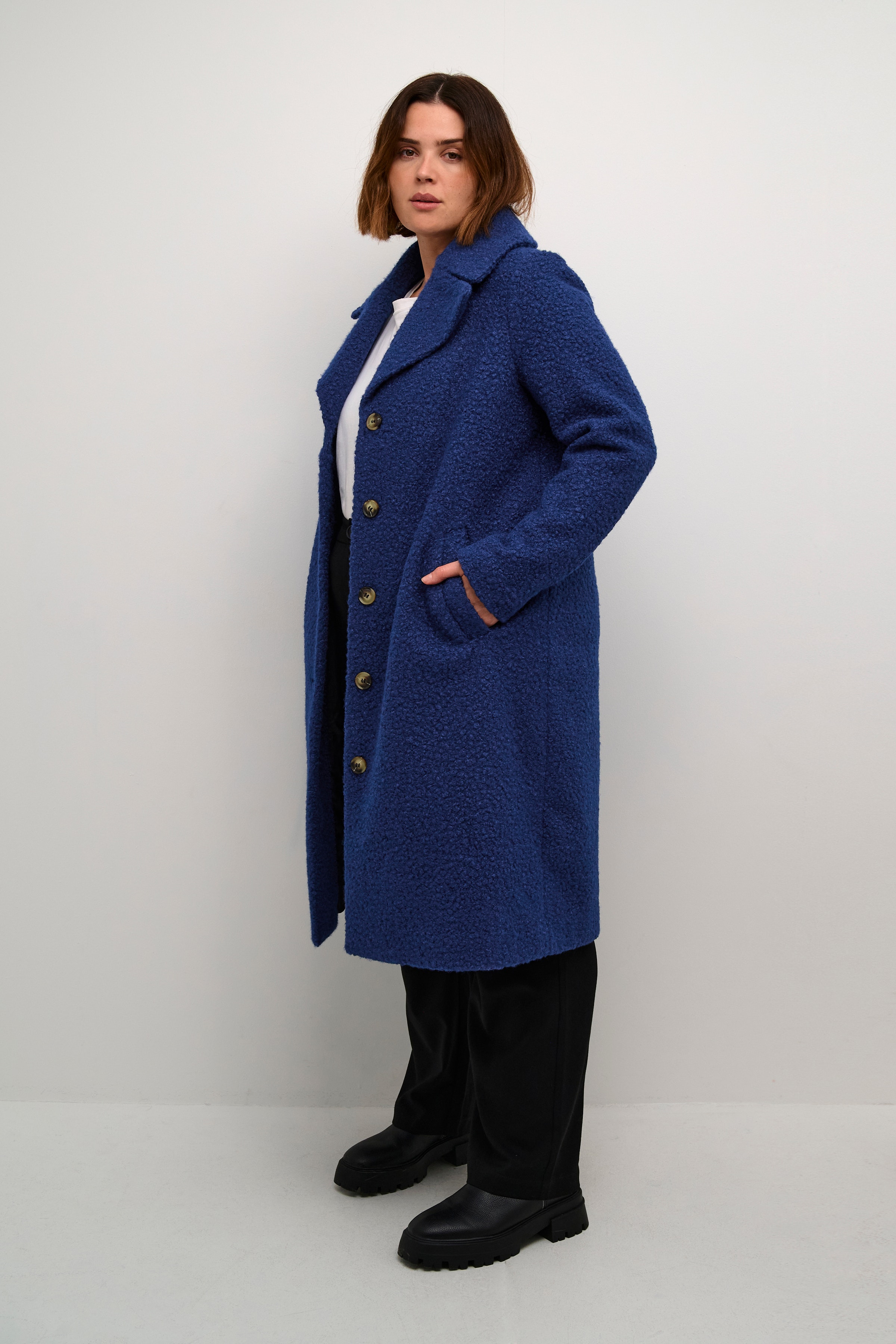 KCanni Coat LOOKBOOK FRONT 10581142-193942