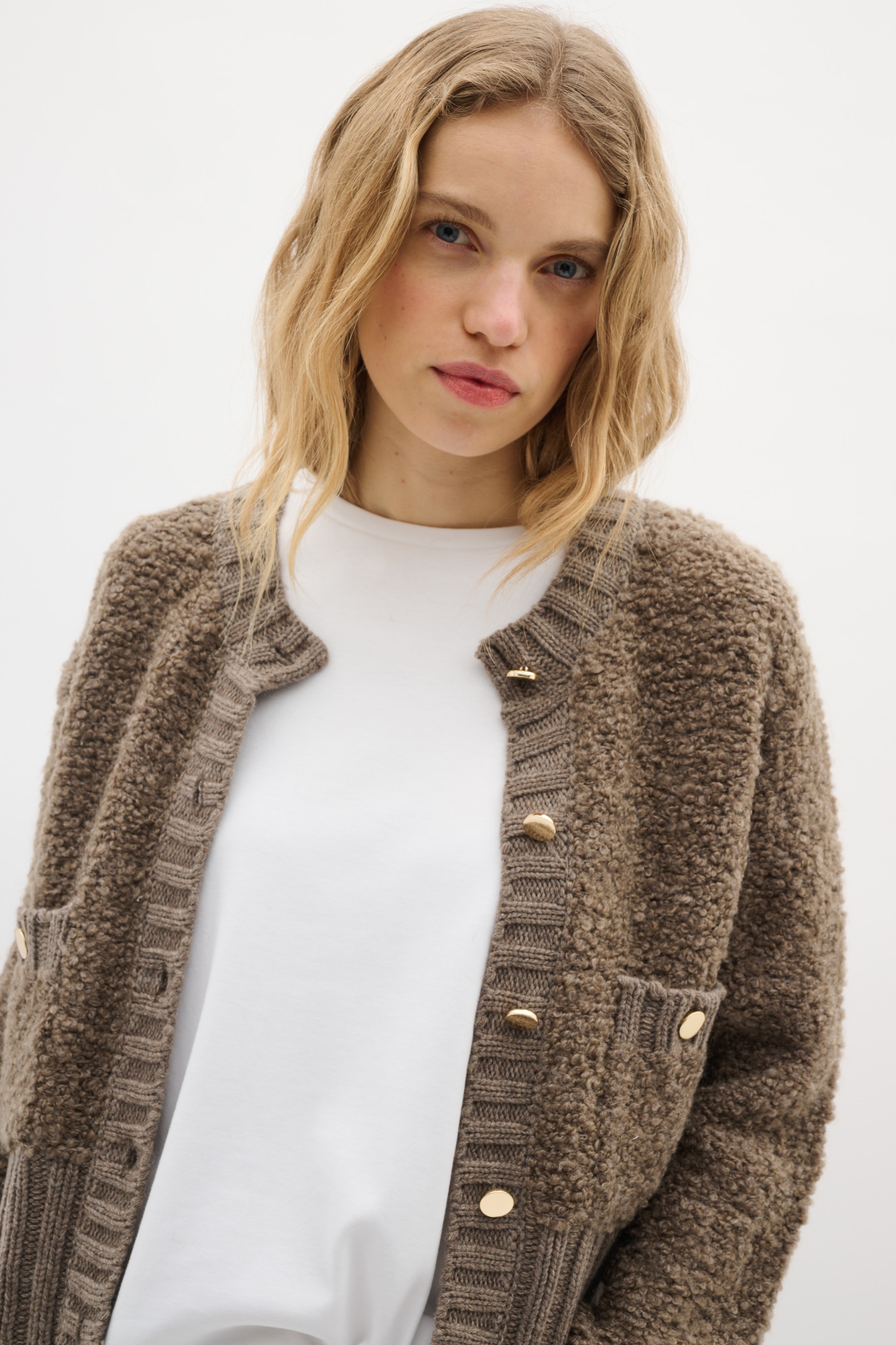 GuoIW Cardigan LOOKBOOK FRONT 30110938-1813041