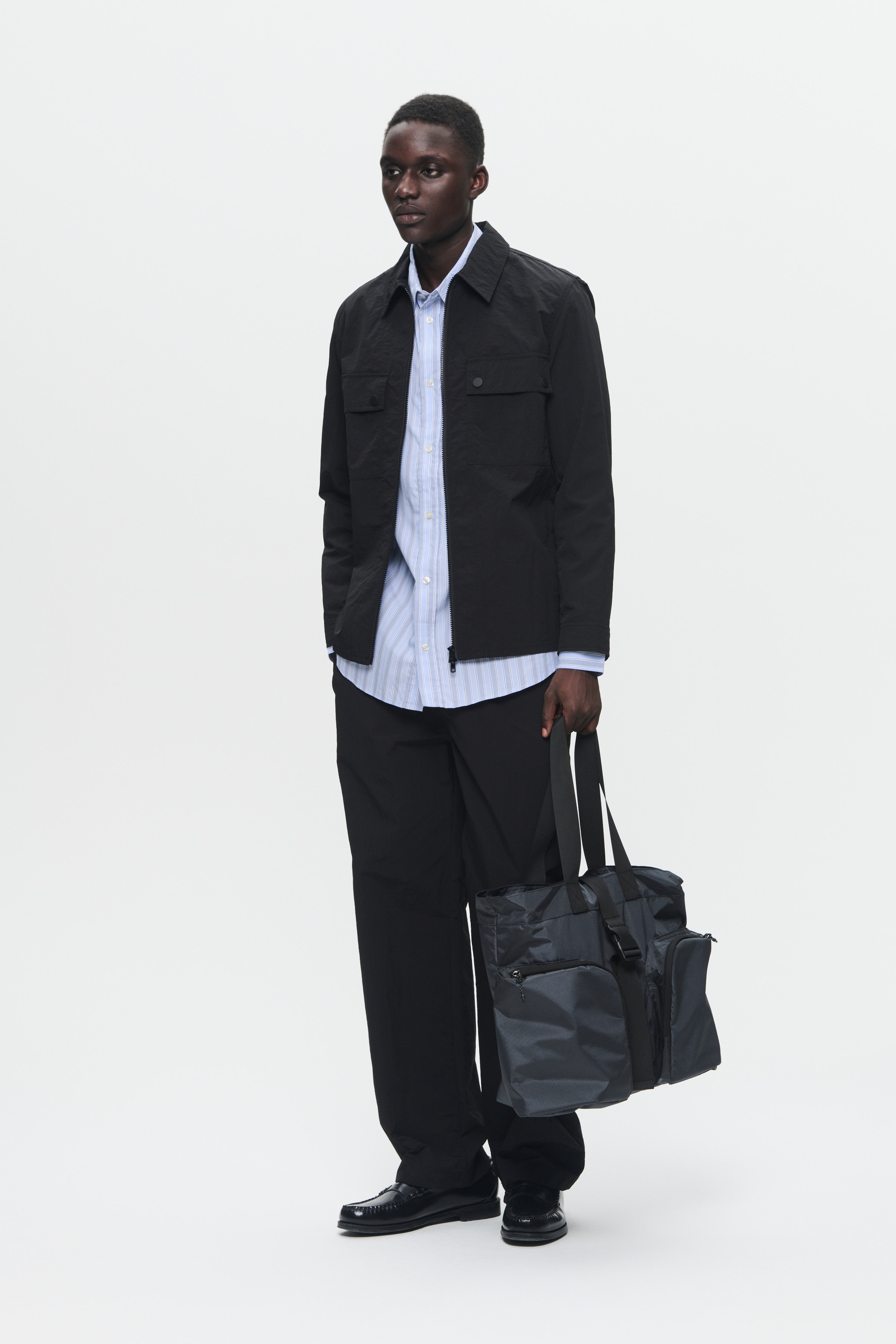 WWAA Bag LOOKBOOK FRONT 30250092-191102