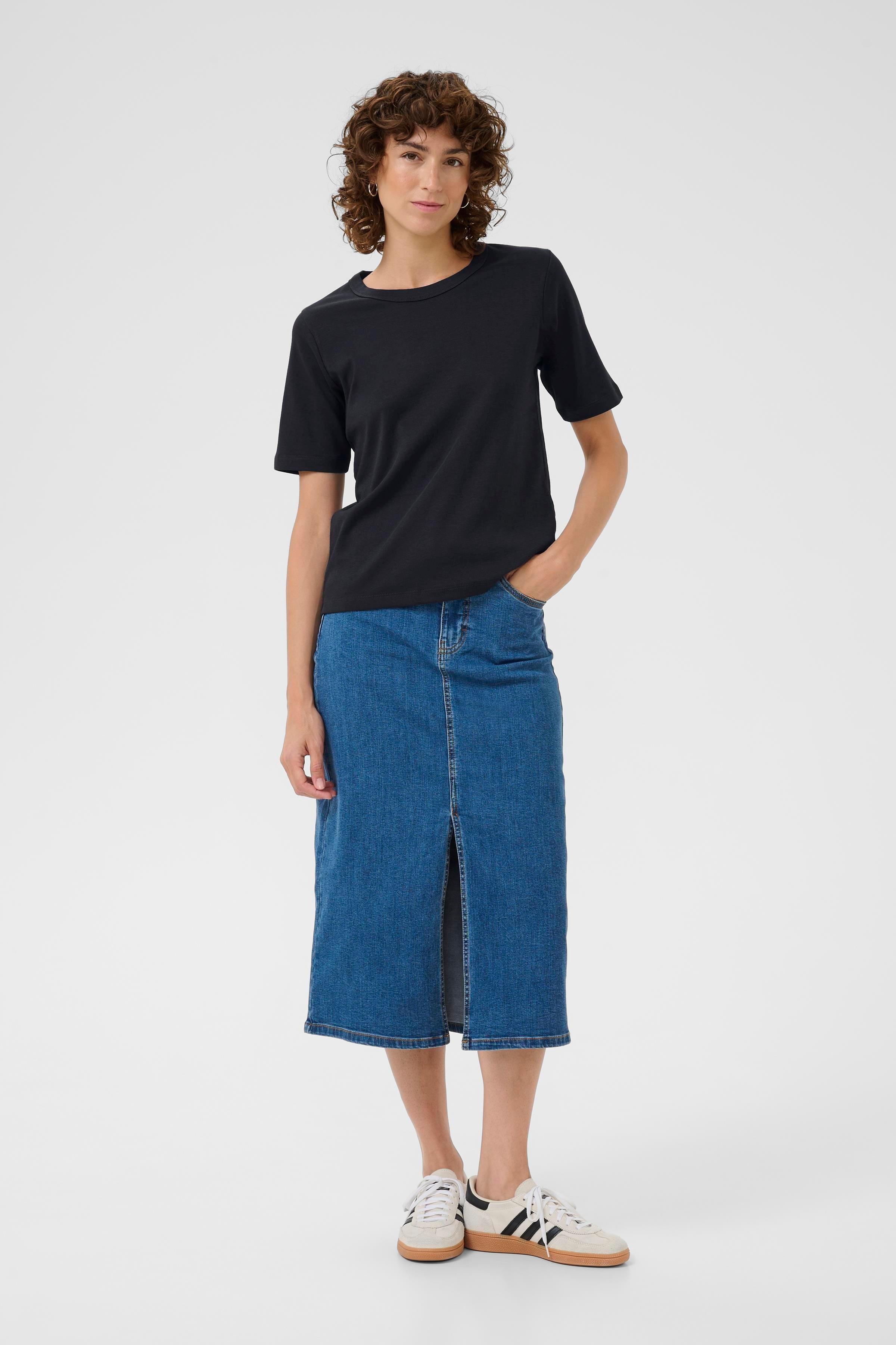 RatanaPW T-shirt LOOKBOOK FRONT 30309870-194013