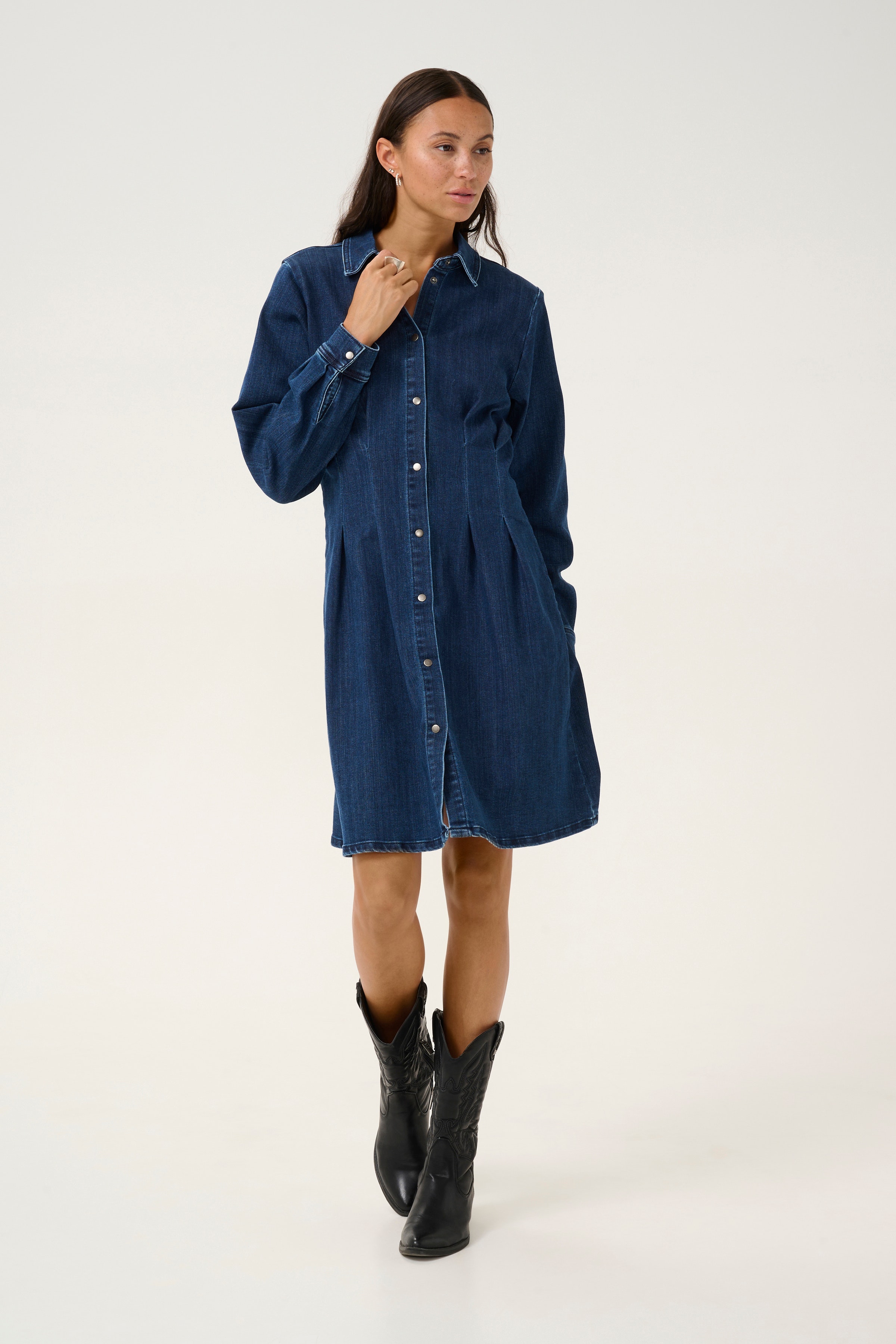 KAlea Denim Dress LOOKBOOK FRONT 10509823-100316