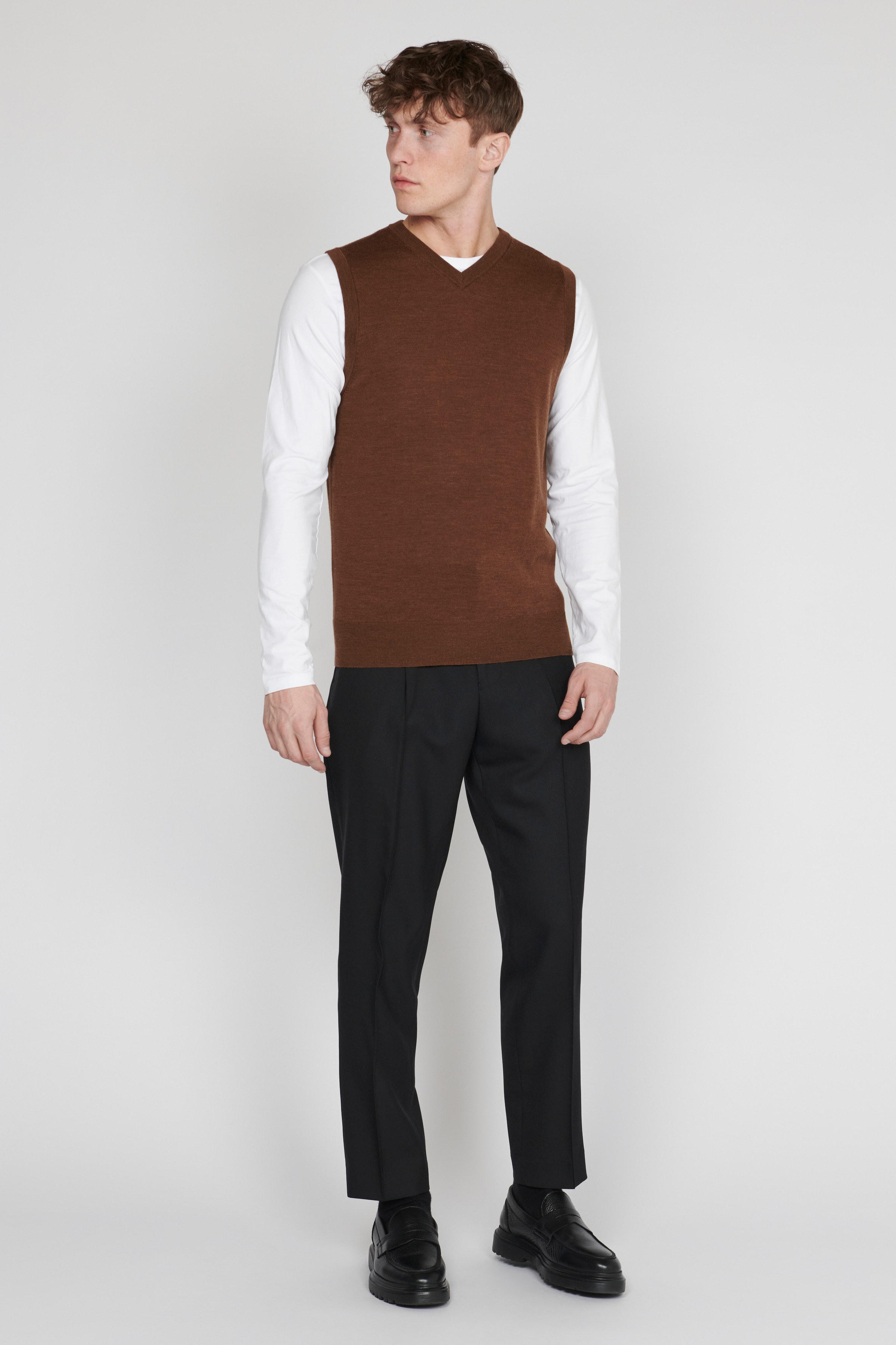 MAtheodore Waistcoat LOOKBOOK FRONT 30206512-1809301