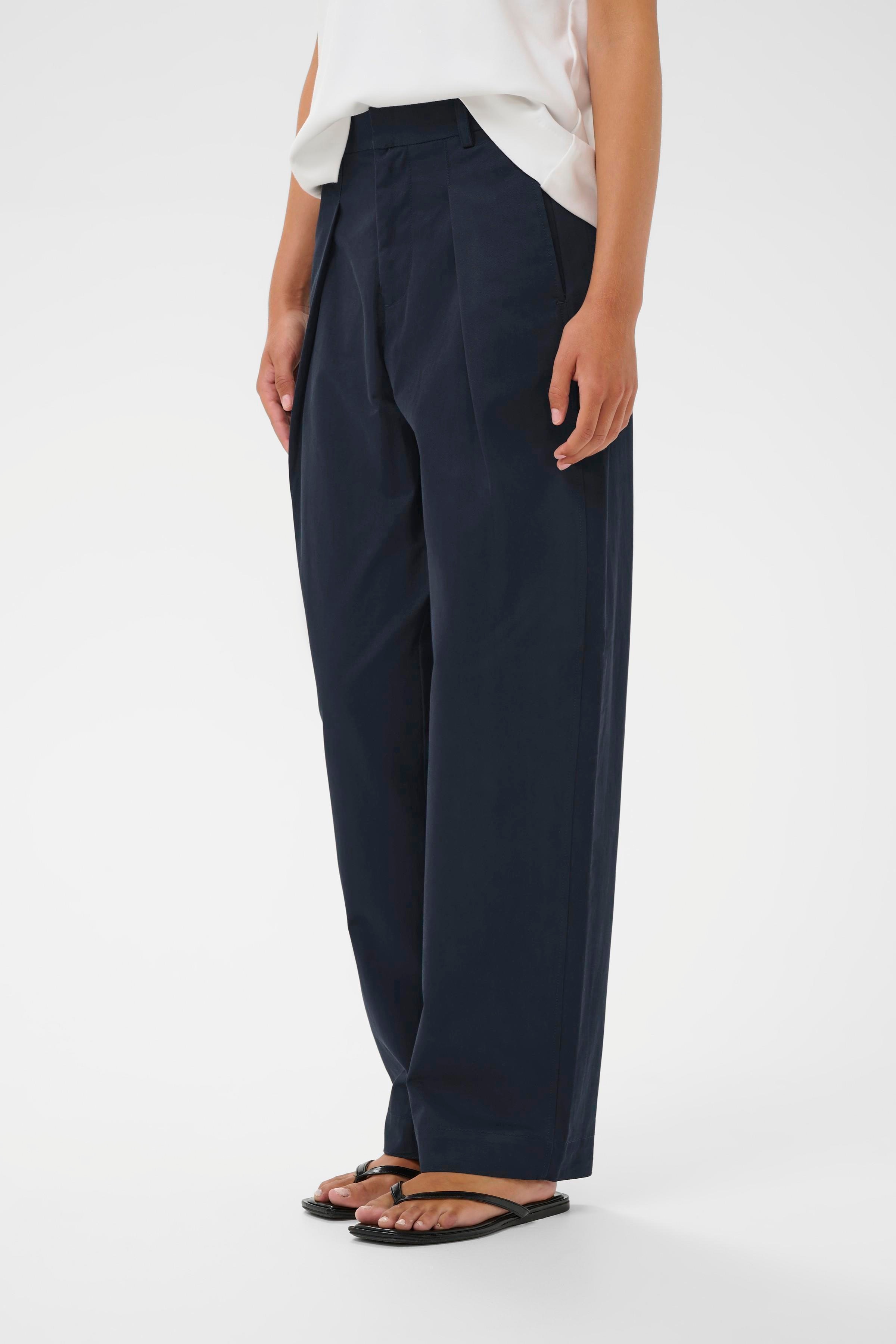 TinikkaIW Trousers LOOKBOOK FRONT 30111163-300005