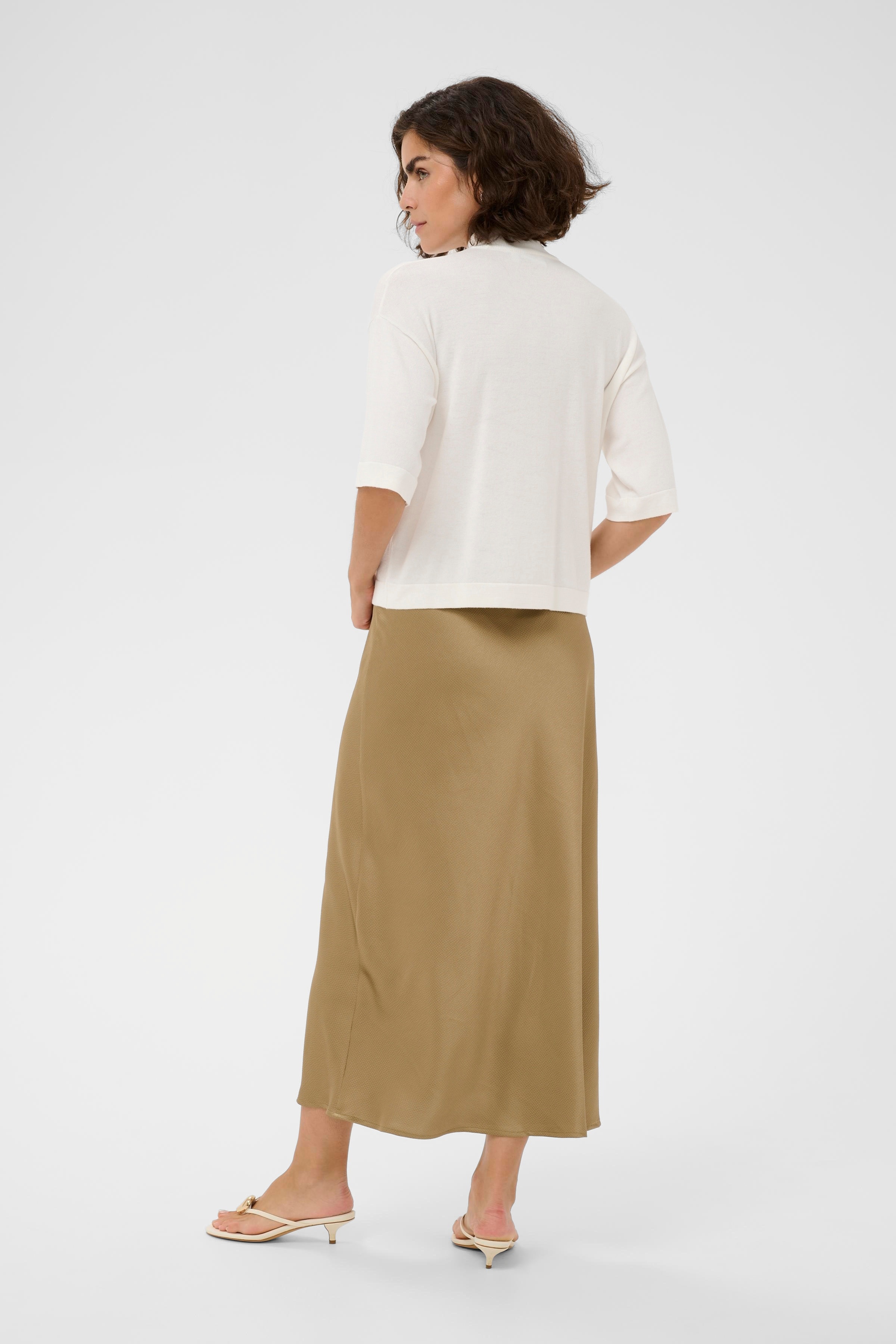 KAlizza Pullover LOOKBOOK BACK 10509536-110602