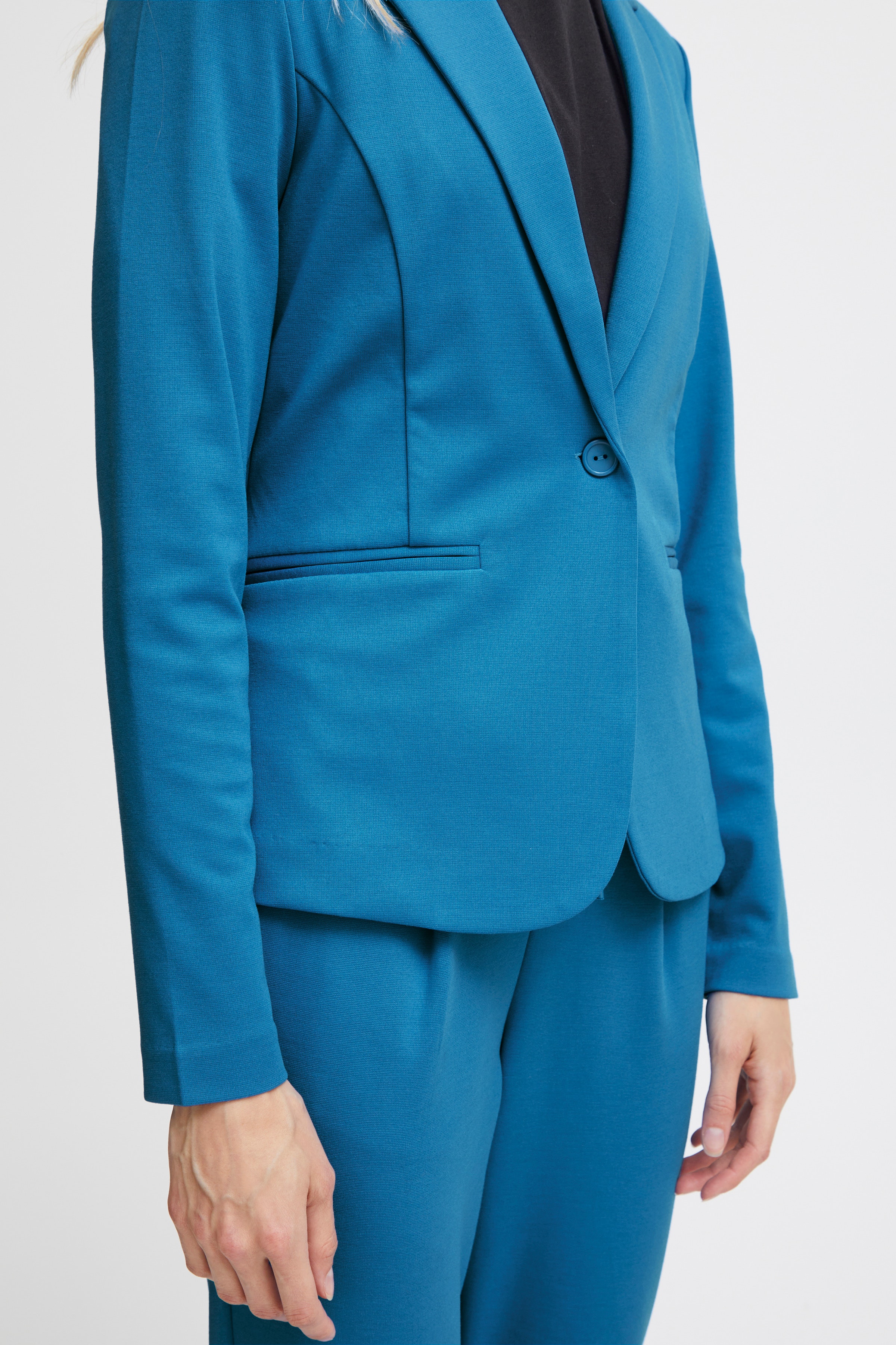 IHKATE Blazer LOOKBOOK DETAIL 20101801-184250