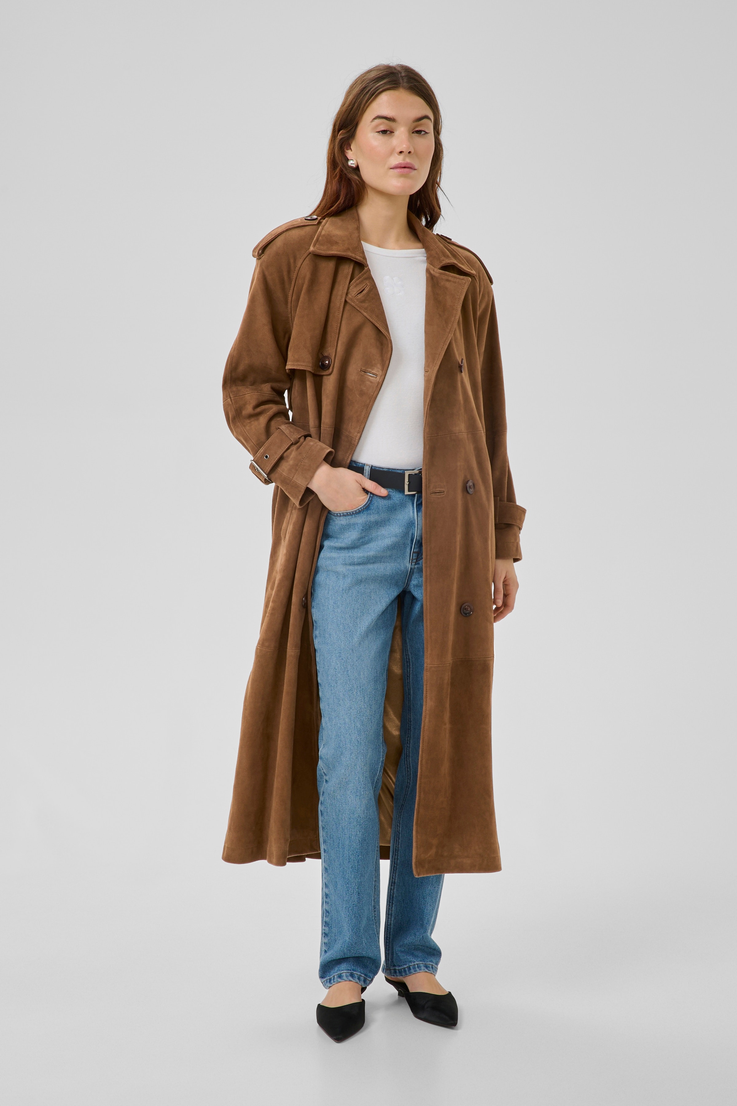TaraMW Wildleder-Trenchcoat LOOKBOOK FRONT 10704830-108673