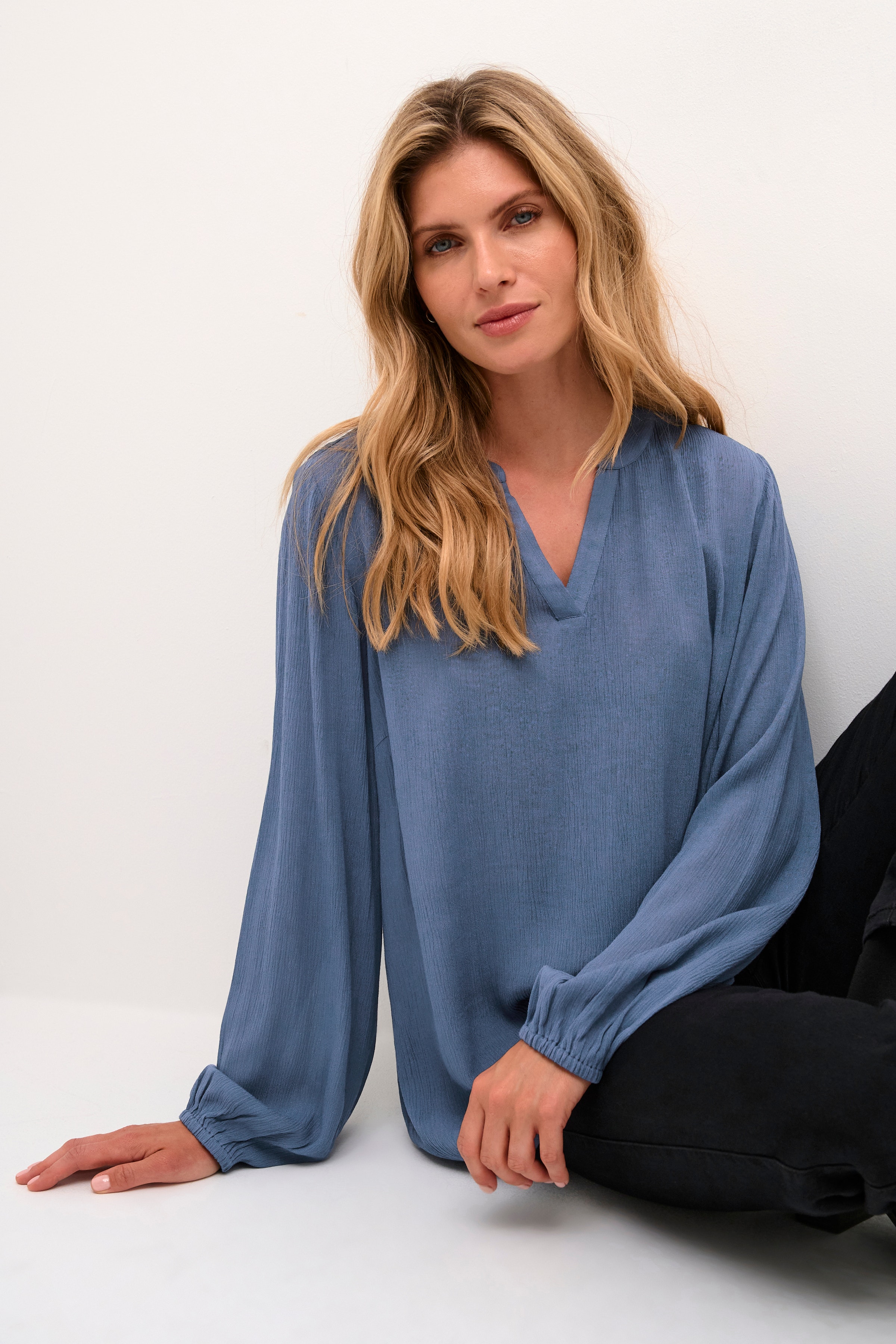 BPlouise Blus LOOKBOOK DETAIL 10590633-193929B