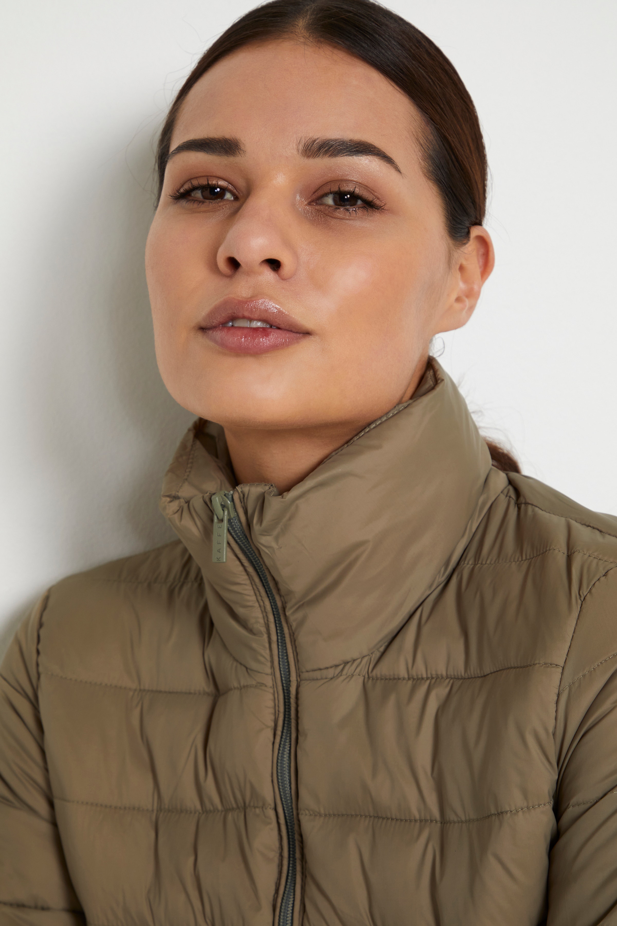 KAlora Outerwear LOOKBOOK DETAIL 10506103-170618