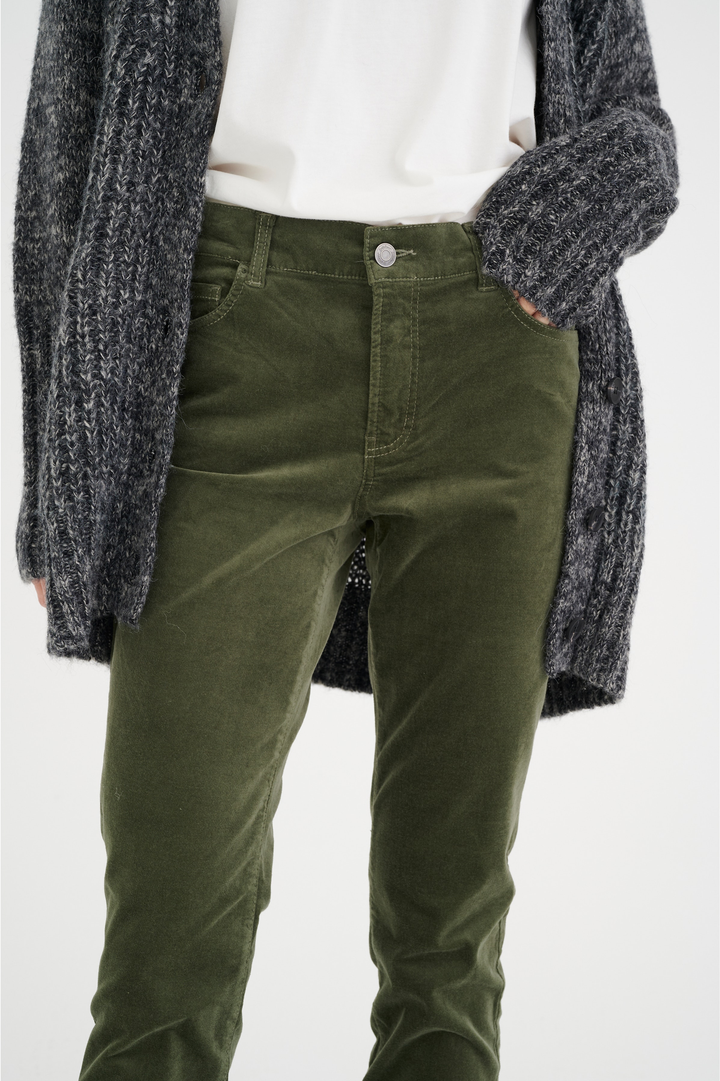 ToanaIW Strikcardigan LOOKBOOK DETAIL 30106497-194008